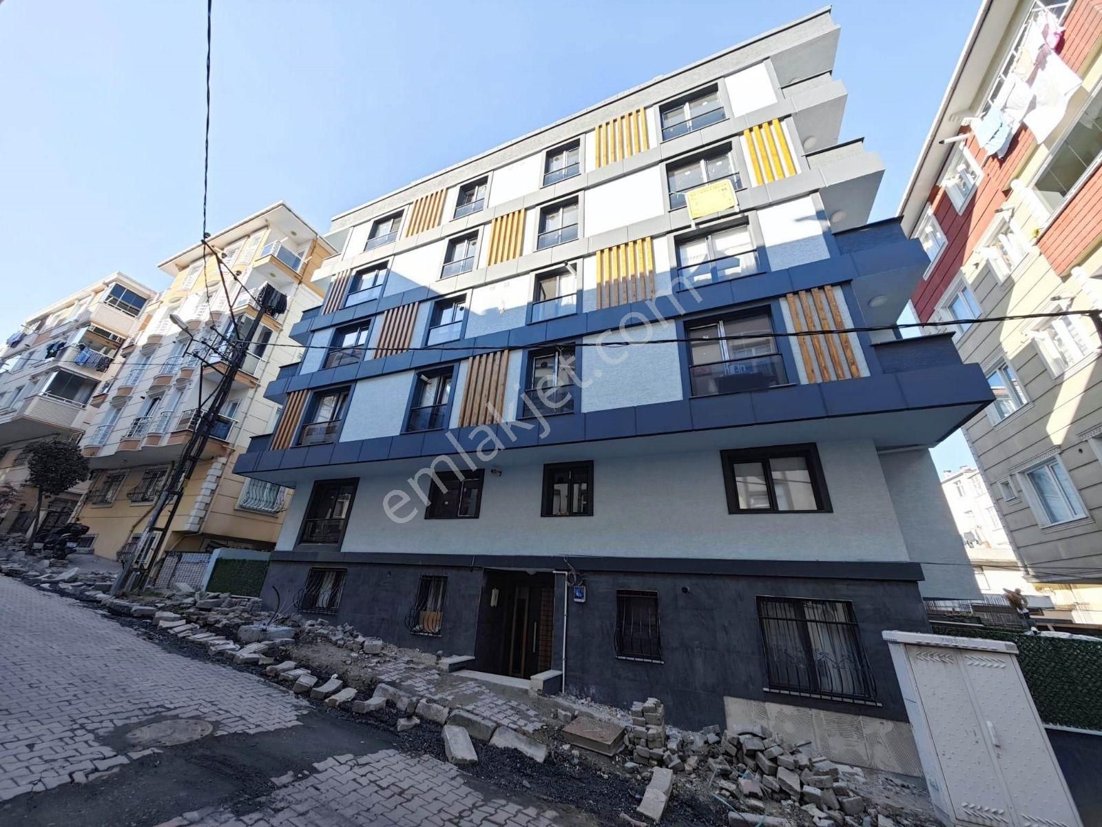 Yenibosna Satilik 2+1 3.kat Daire Guney Cephe - Görsel 2