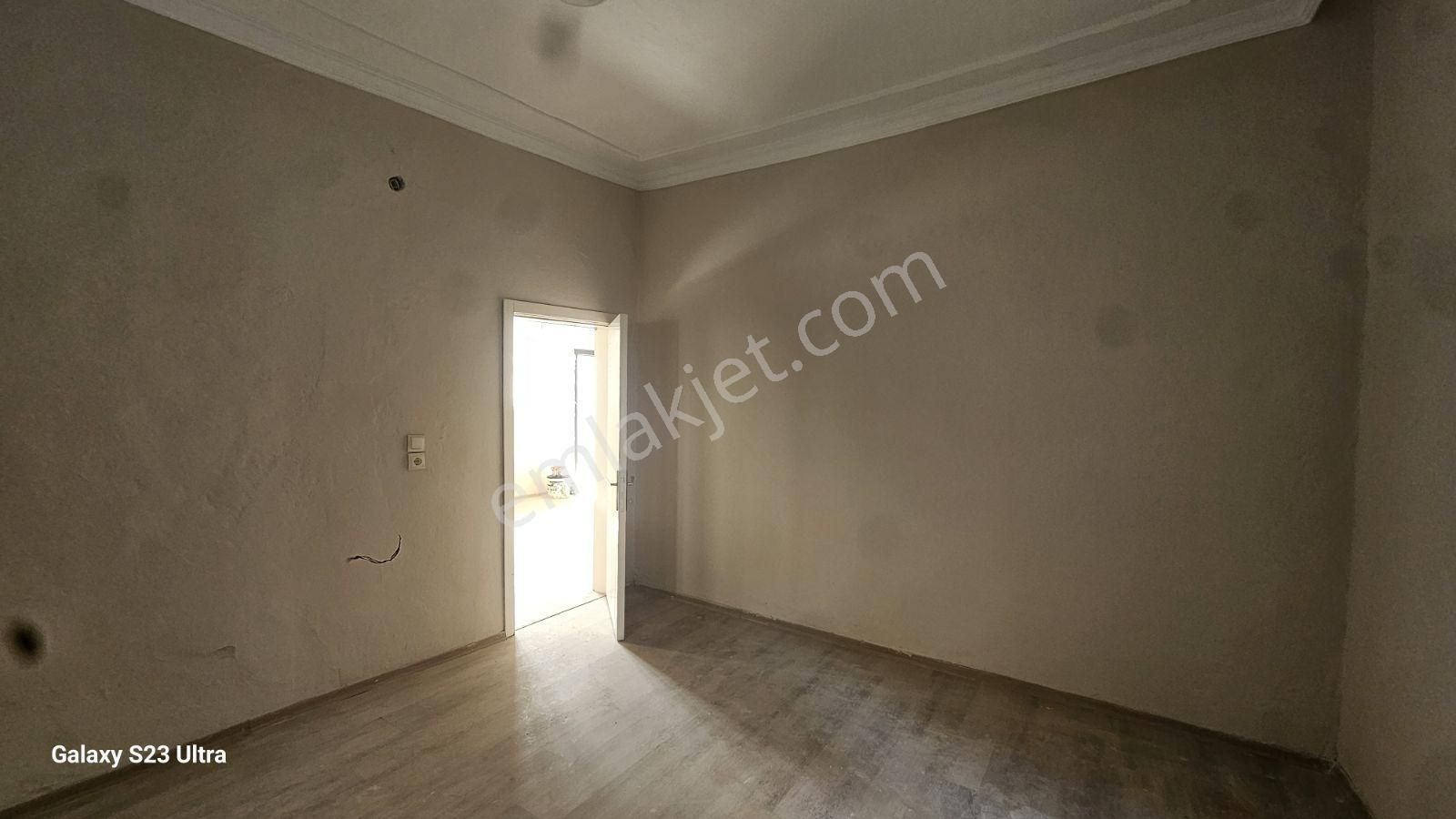 3 Katlı 400 Metrekare Kullanim Alanı Satılık Müstakil Acil - Görsel 8