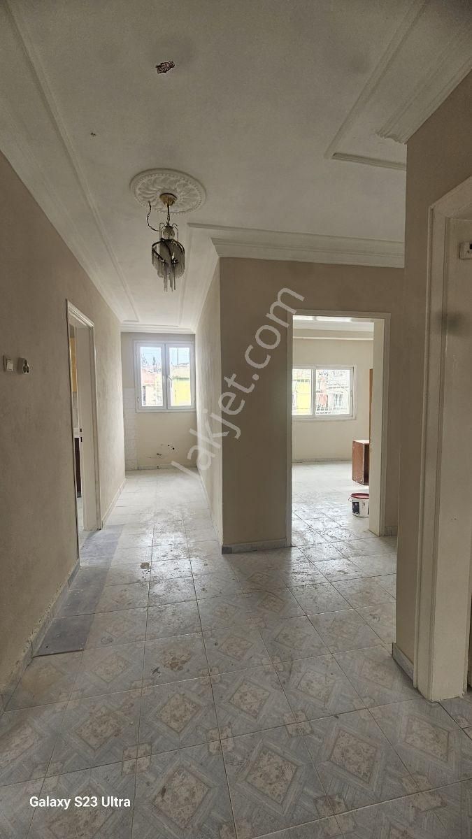 3 Katlı 400 Metrekare Kullanim Alanı Satılık Müstakil Acil - Görsel 2