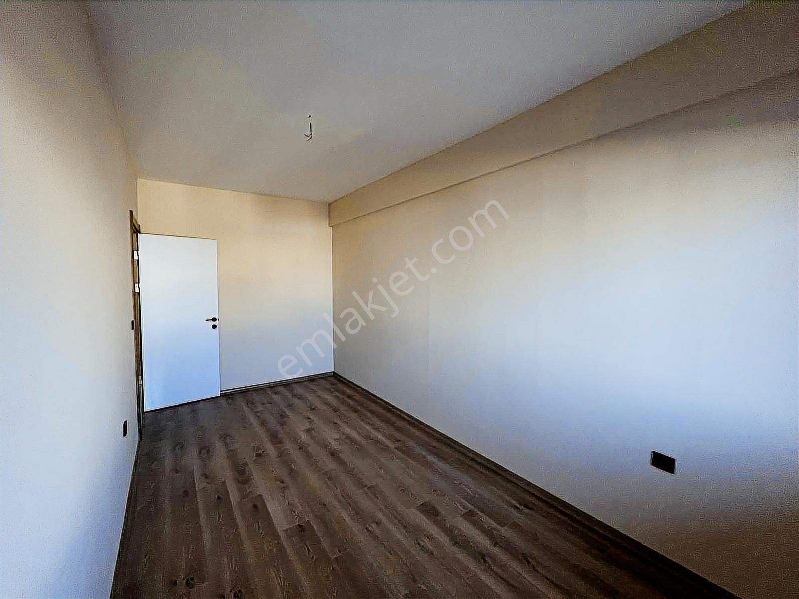 Seyrek Merkezde 1+1 Sıfır Satılık Daire - Görsel 11