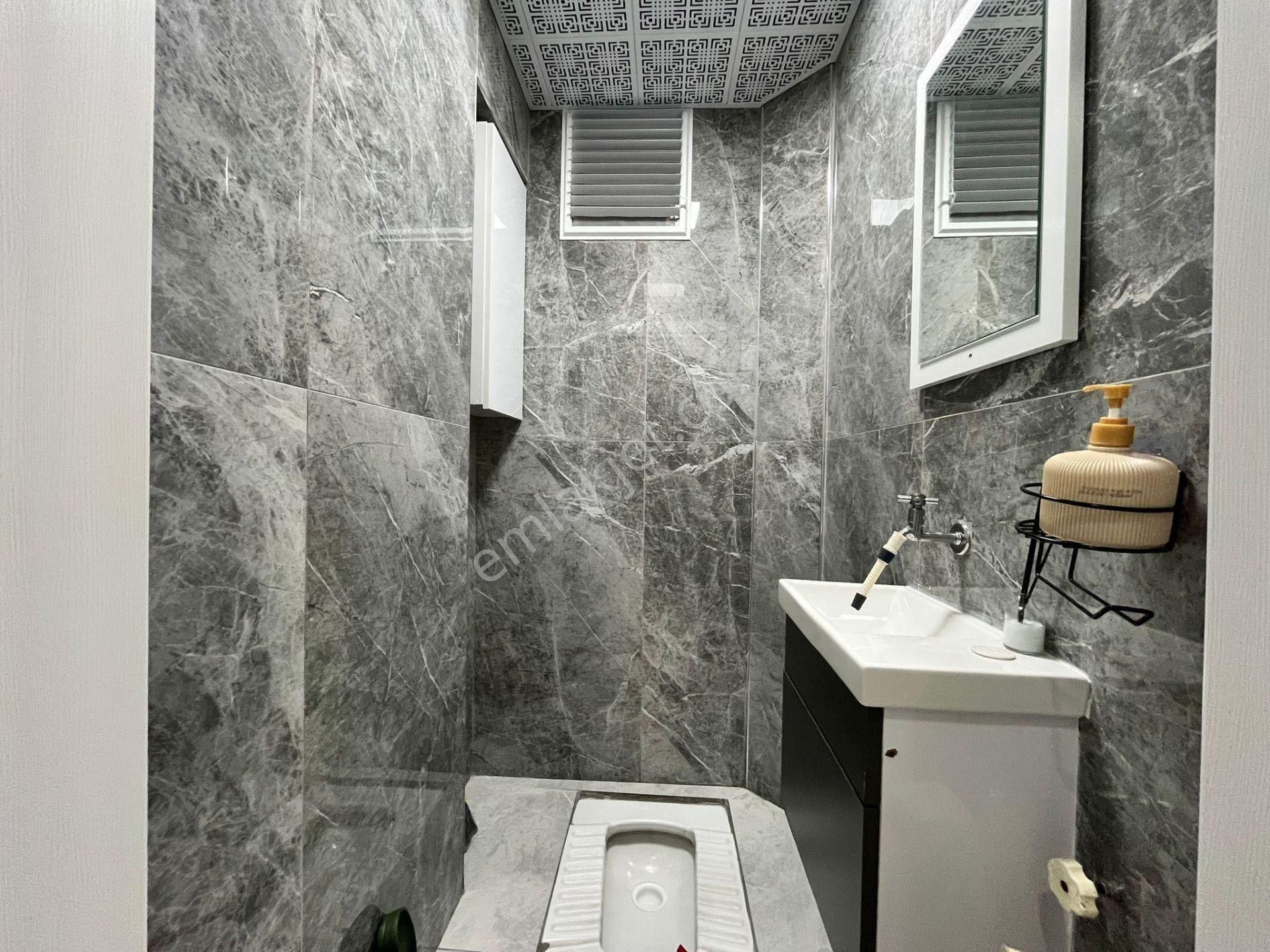 Emre Emlak'tan Selçuklu'da Ön Cephe Katta Full Yapılı 3+1 Satılık Daire - Görsel 33