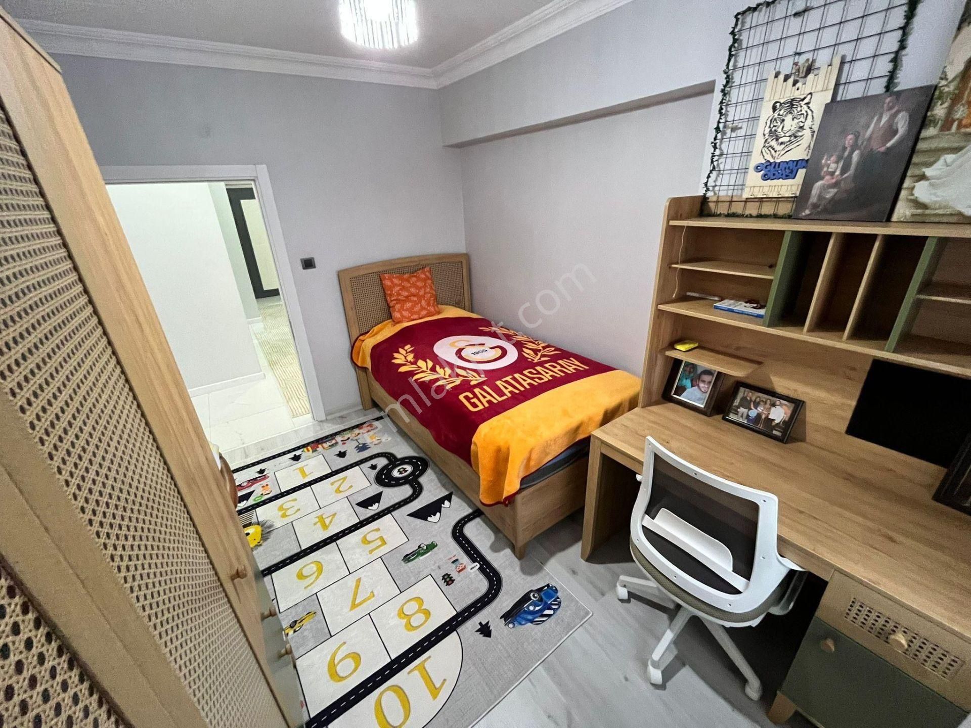 Emre Emlak'tan Selçuklu'da Ön Cephe Katta Full Yapılı 3+1 Satılık Daire - Görsel 31