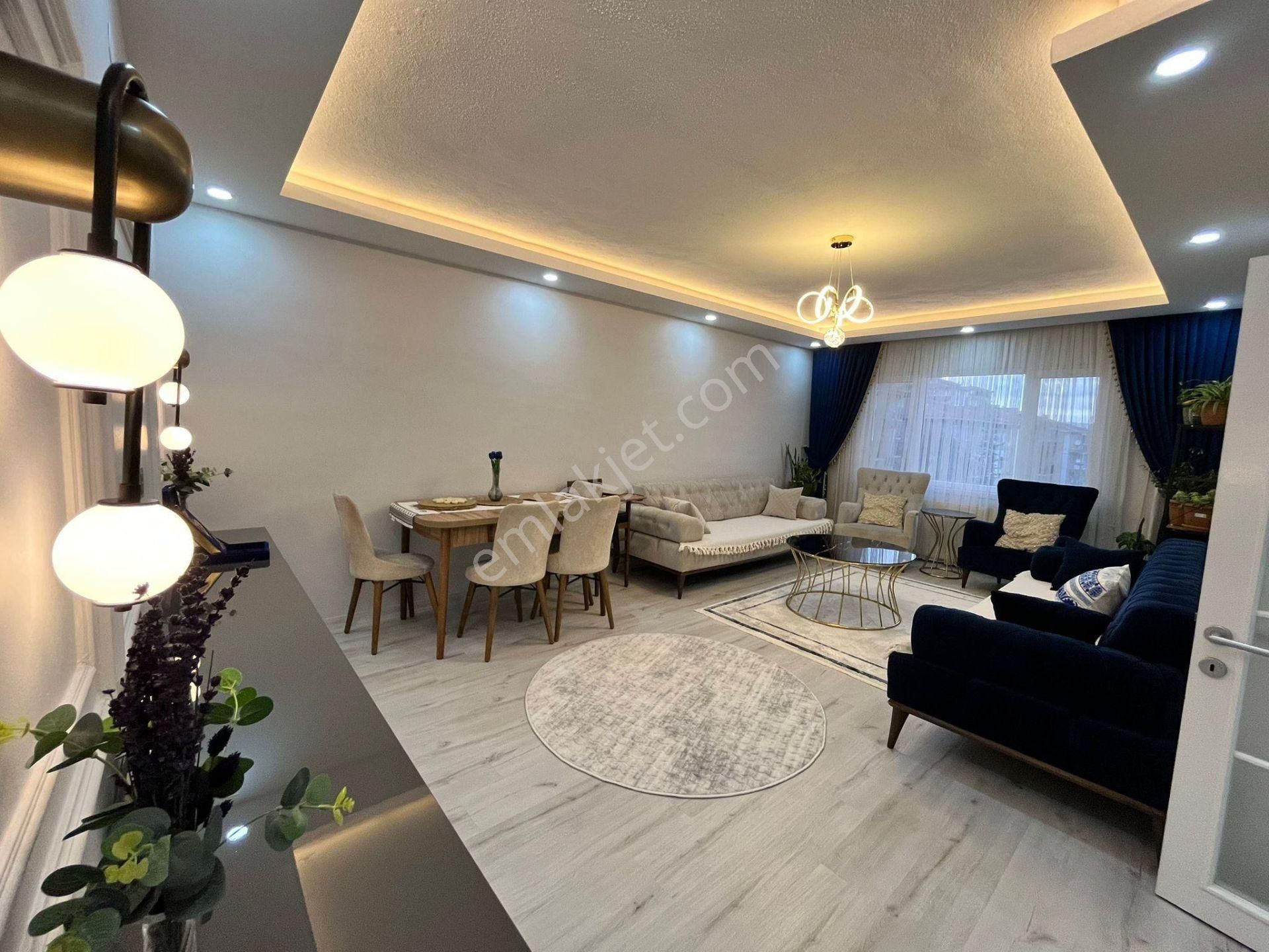 Emre Emlak'tan Selçuklu'da Ön Cephe Katta Full Yapılı 3+1 Satılık Daire - Görsel 4