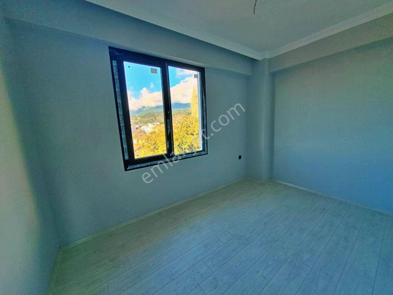 Uytundan Zeytinlide Doğa Manzaralı Sıfır Lüx 3+1 Dubleks Daire - Görsel 8