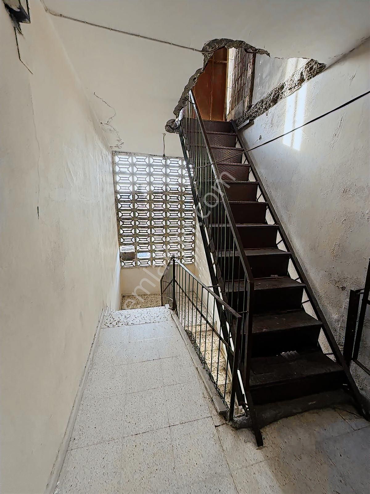 Lavinia Yeşilevler^de 3 Katlı Bahçeli Satılık Müstakil Ev - Görsel 33