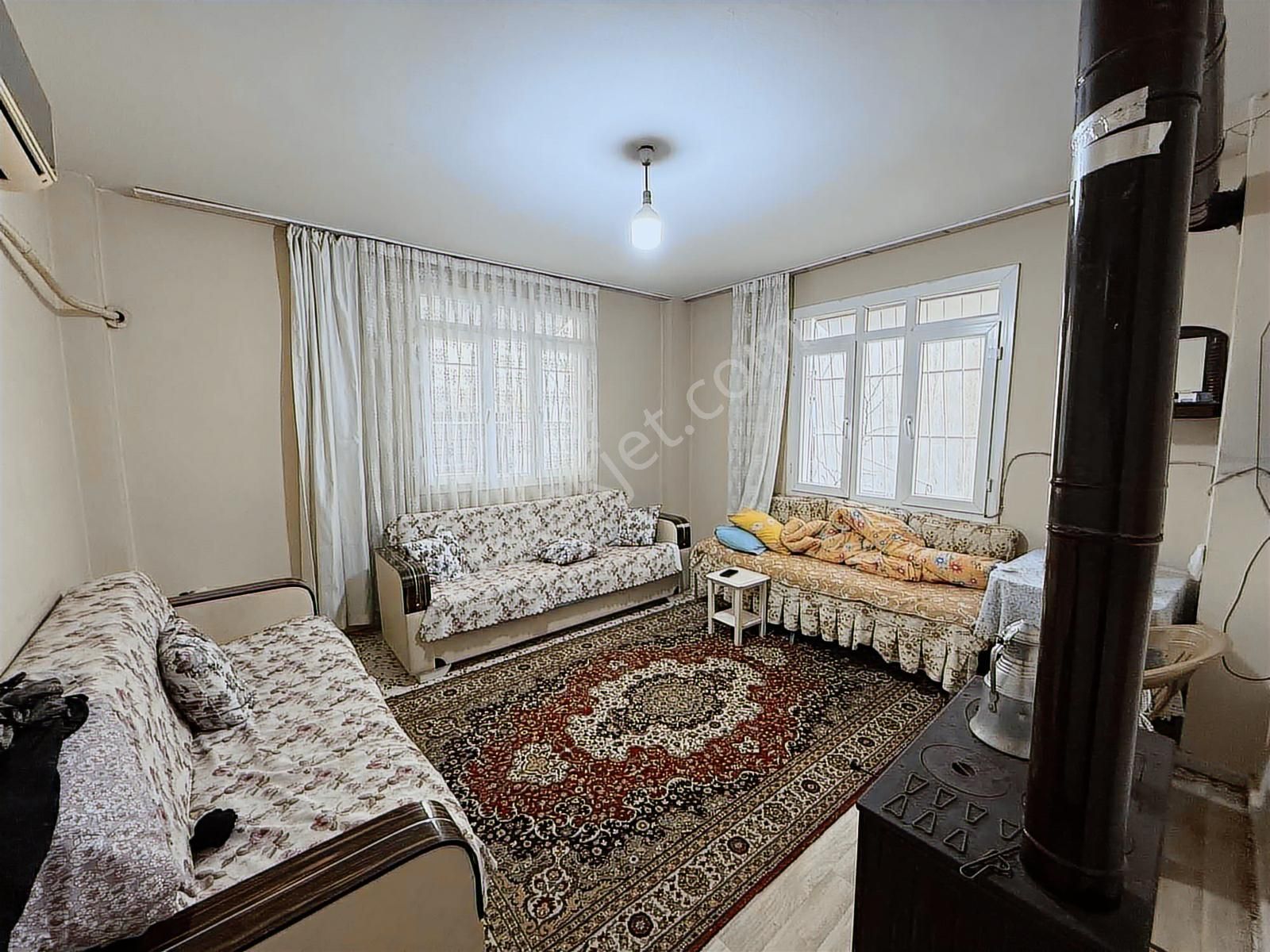 Lavinia Yeşilevler^de 3 Katlı Bahçeli Satılık Müstakil Ev - Görsel 20