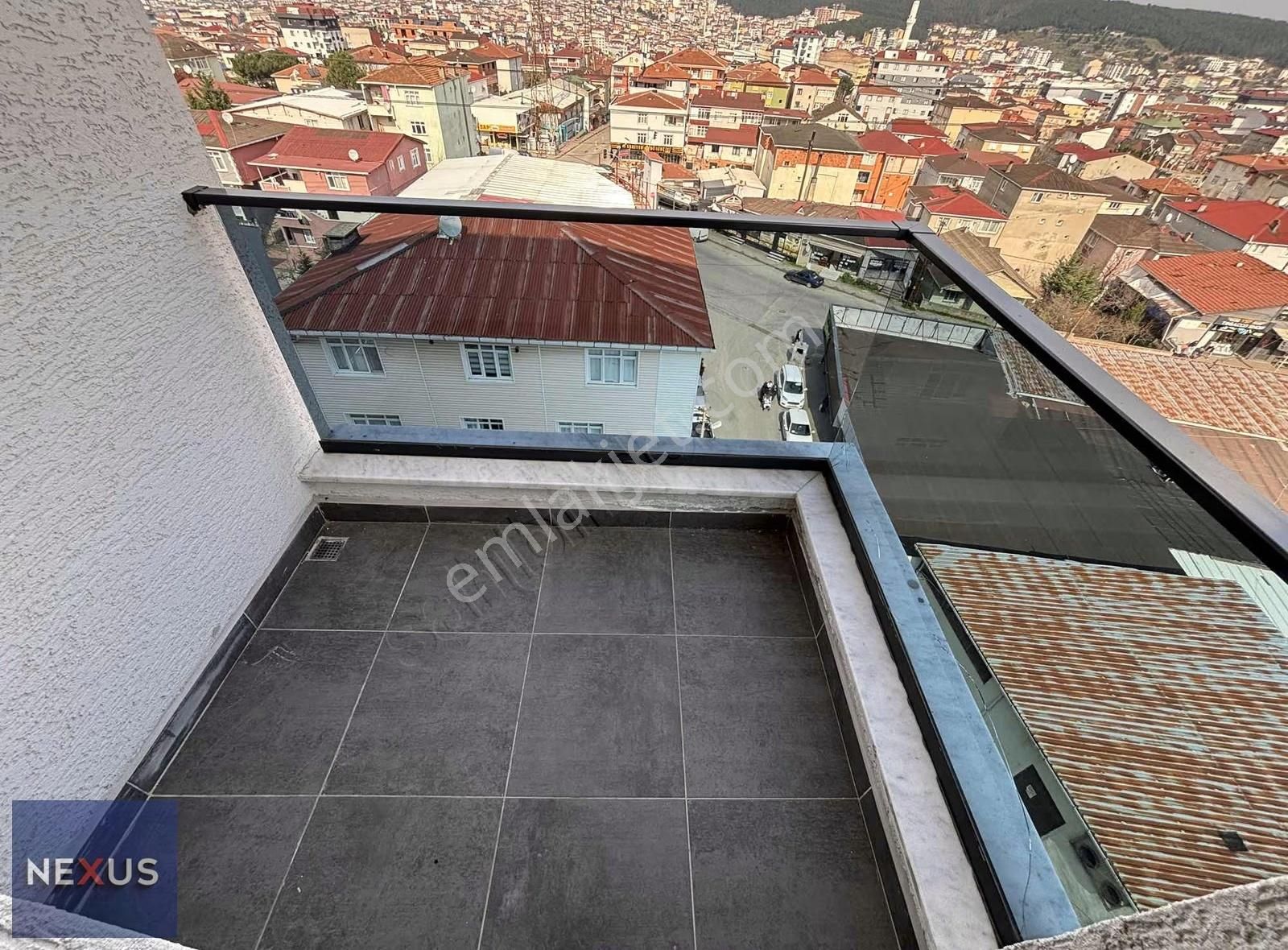 Sultanbeyli Fatih Mahallesinde Kirlık 2+1 Daire - Görsel 6