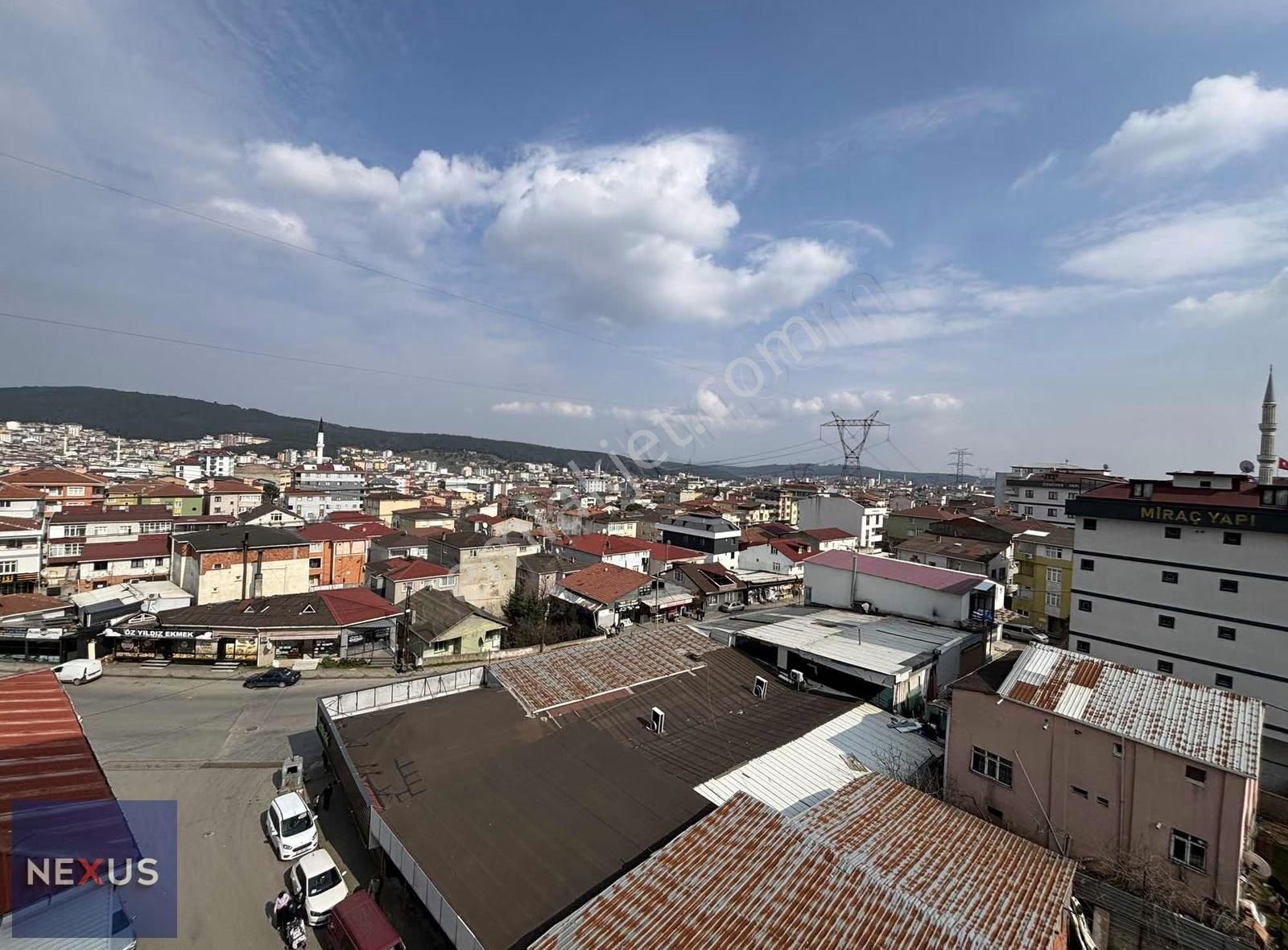 Sultanbeyli Fatih Mahallesinde Kirlık 2+1 Daire - Görsel 18