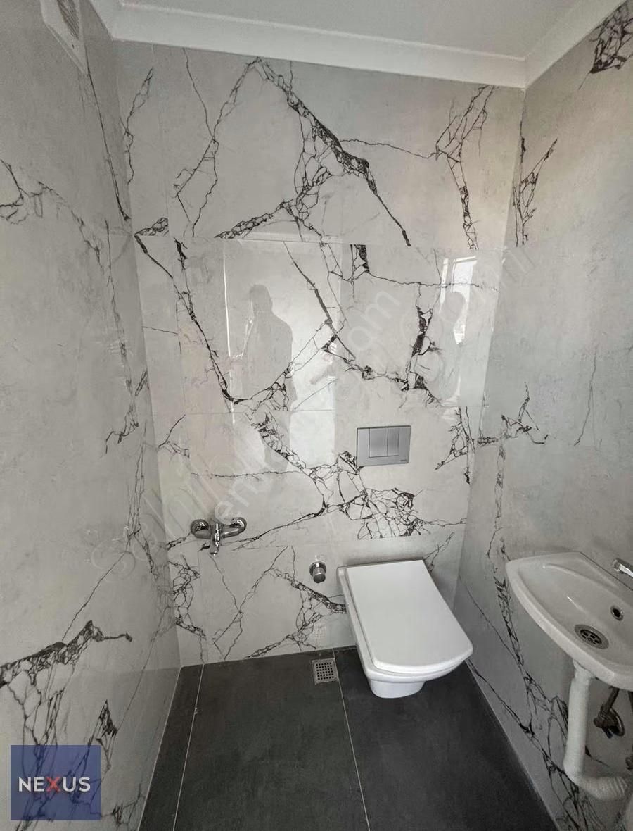 Sultanbeyli Fatih Mahallesinde Kirlık 2+1 Daire - Görsel 22