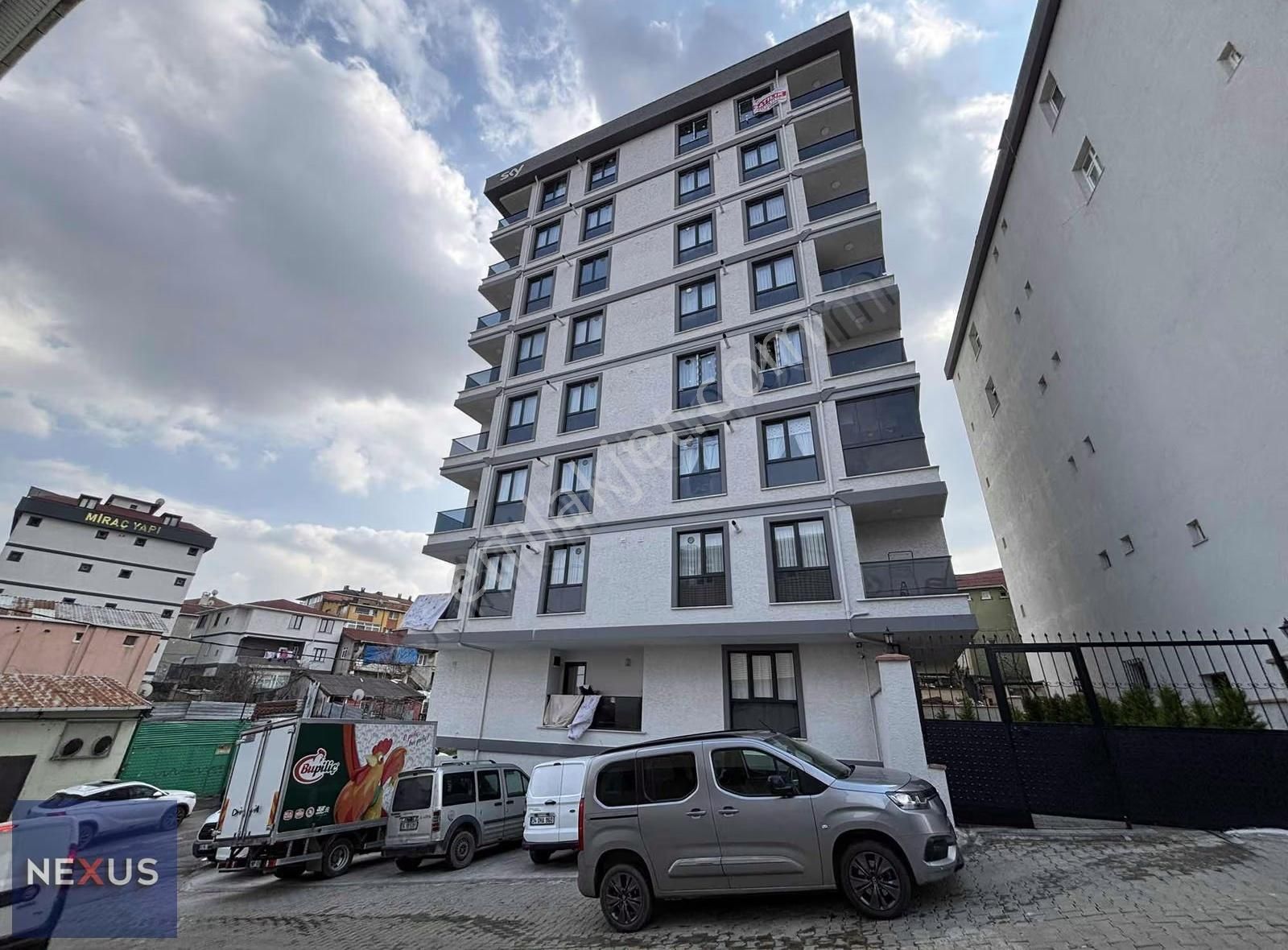 Sultanbeyli Fatih Mahallesinde Kirlık 2+1 Daire