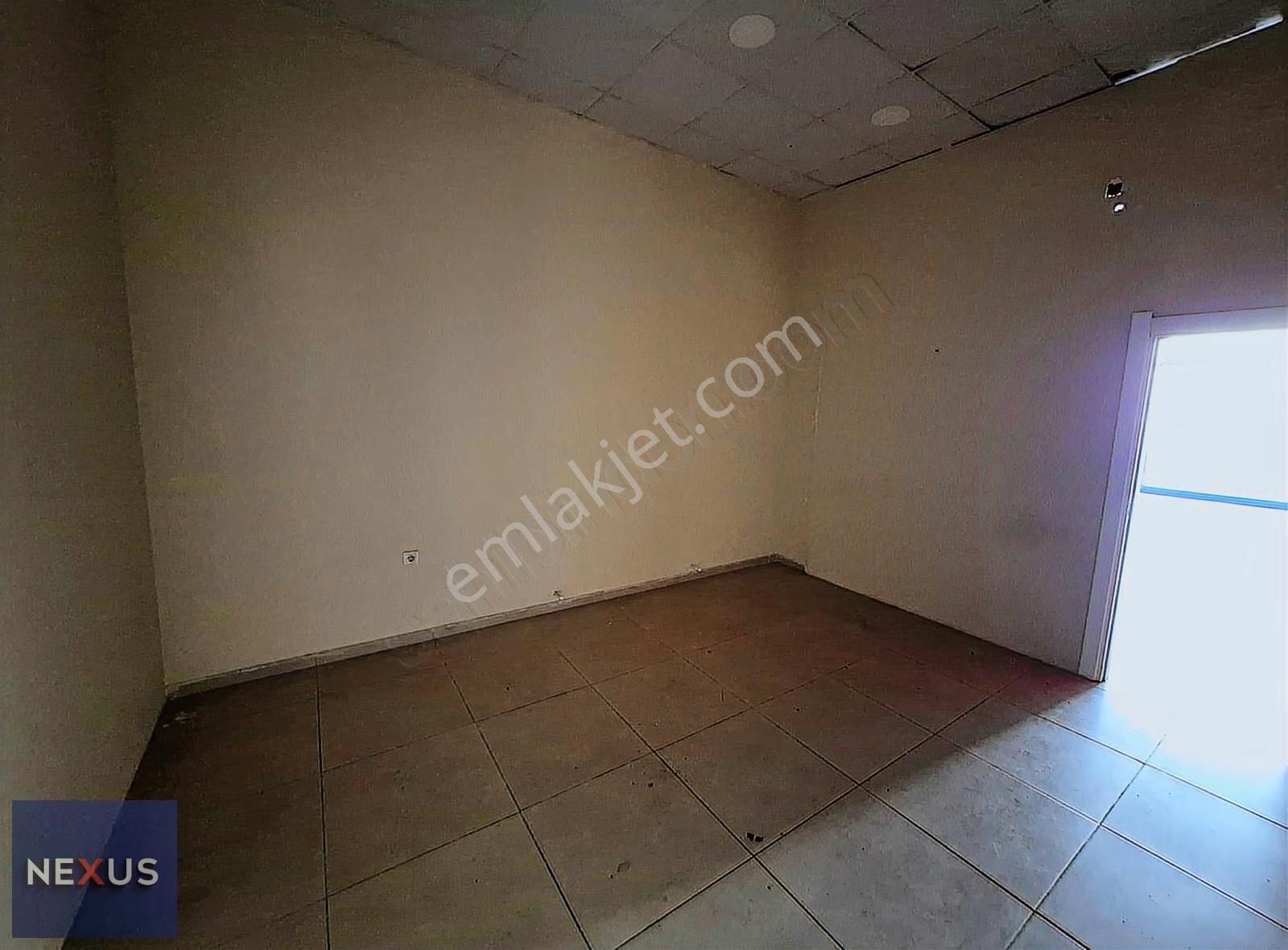 Kurtköy Yıldırım Beyazıt Cadde Üzeri 80mt Kiralık Mağaza - Görsel 4