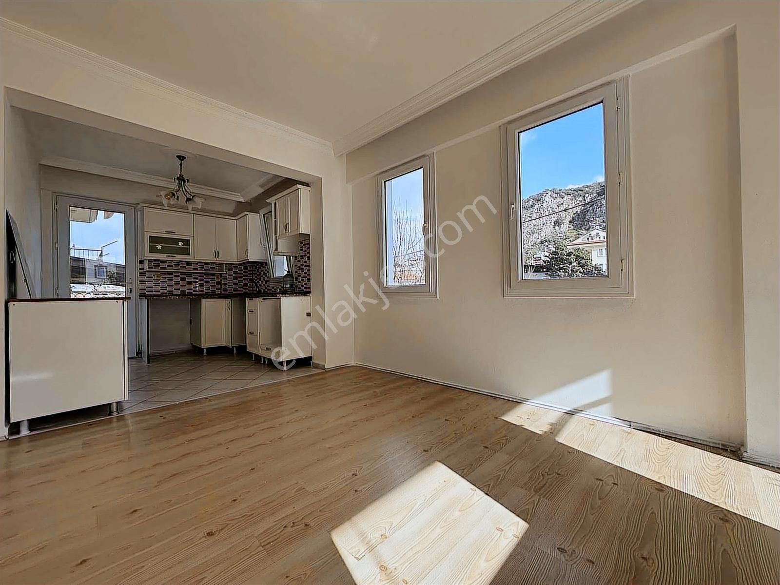 Deliktaş Mevkii 2+1 Yüksek Giriş Güney Cephe Kiralık - Görsel 3