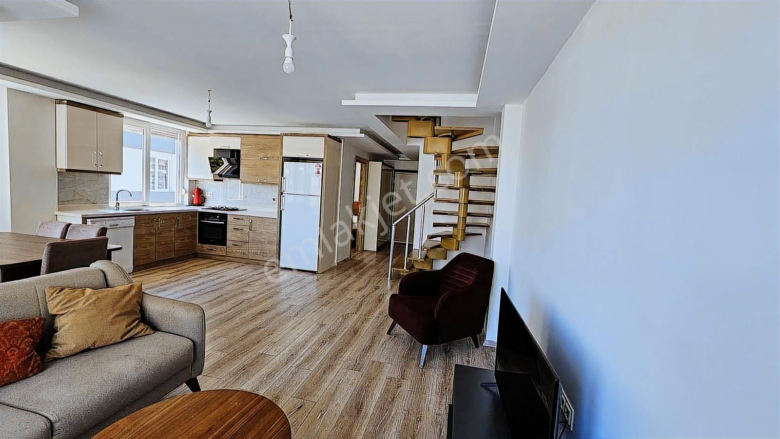 3+1 Kullanlışlı 3 Banyolu Satılık Daire - Görsel 6