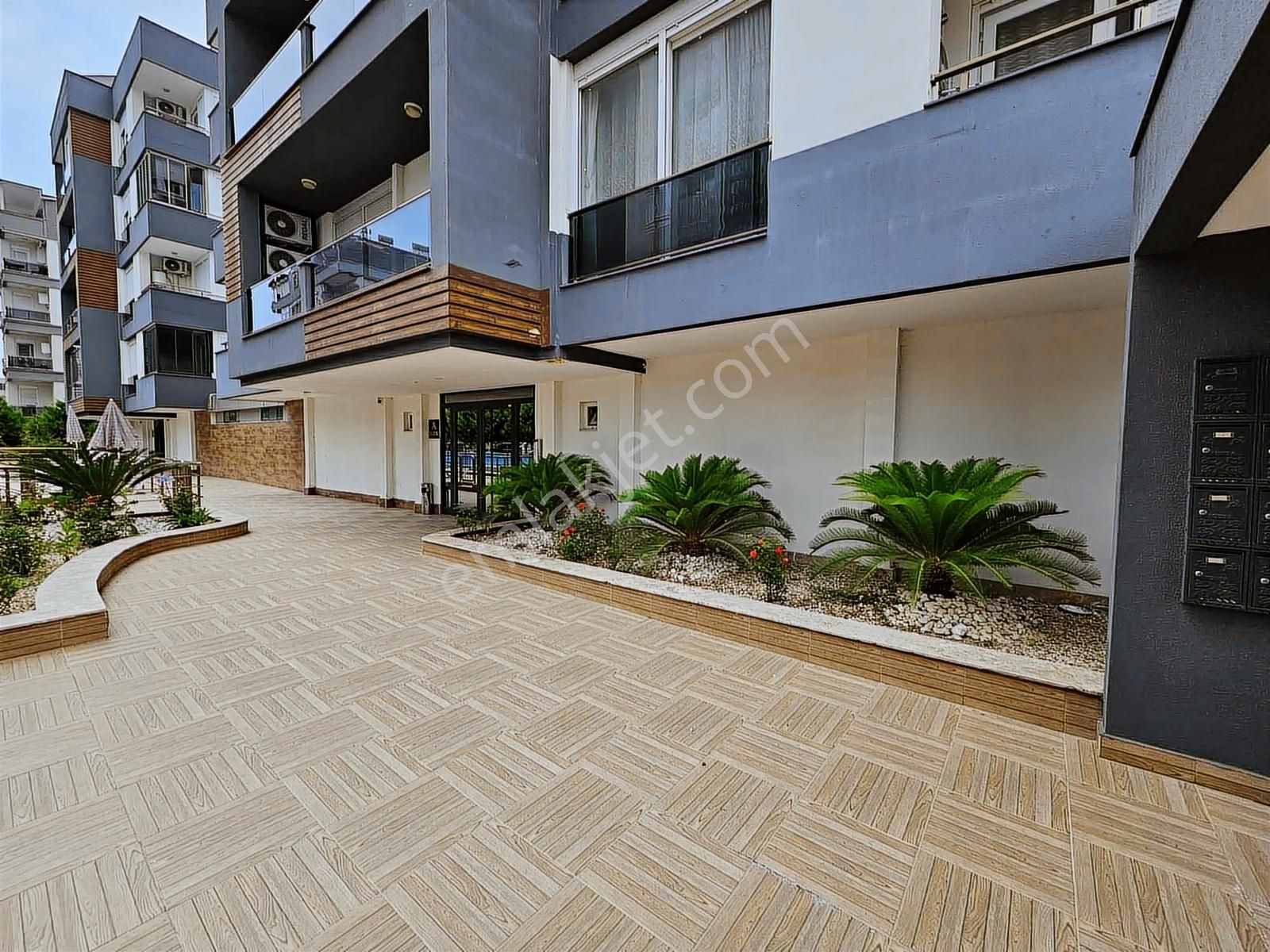 3+1 Kullanlışlı 3 Banyolu Satılık Daire - Görsel 22