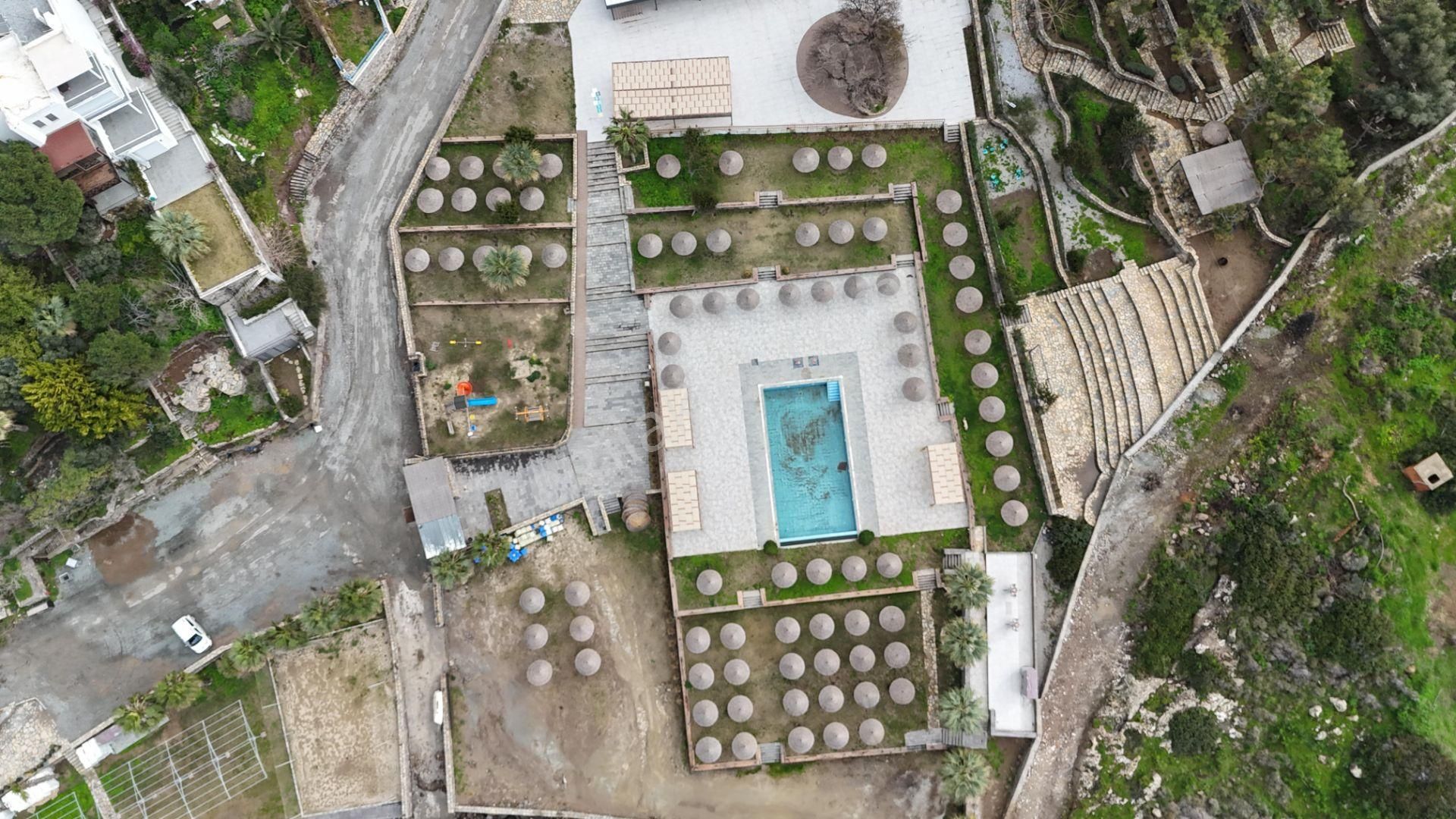 Yalıkavak Dirmil Sporkent1 Sitesinde Plajlı Deniz Manzaralı 2+1 + 1+1 Eşyalı İkiz Villa - Görsel 19