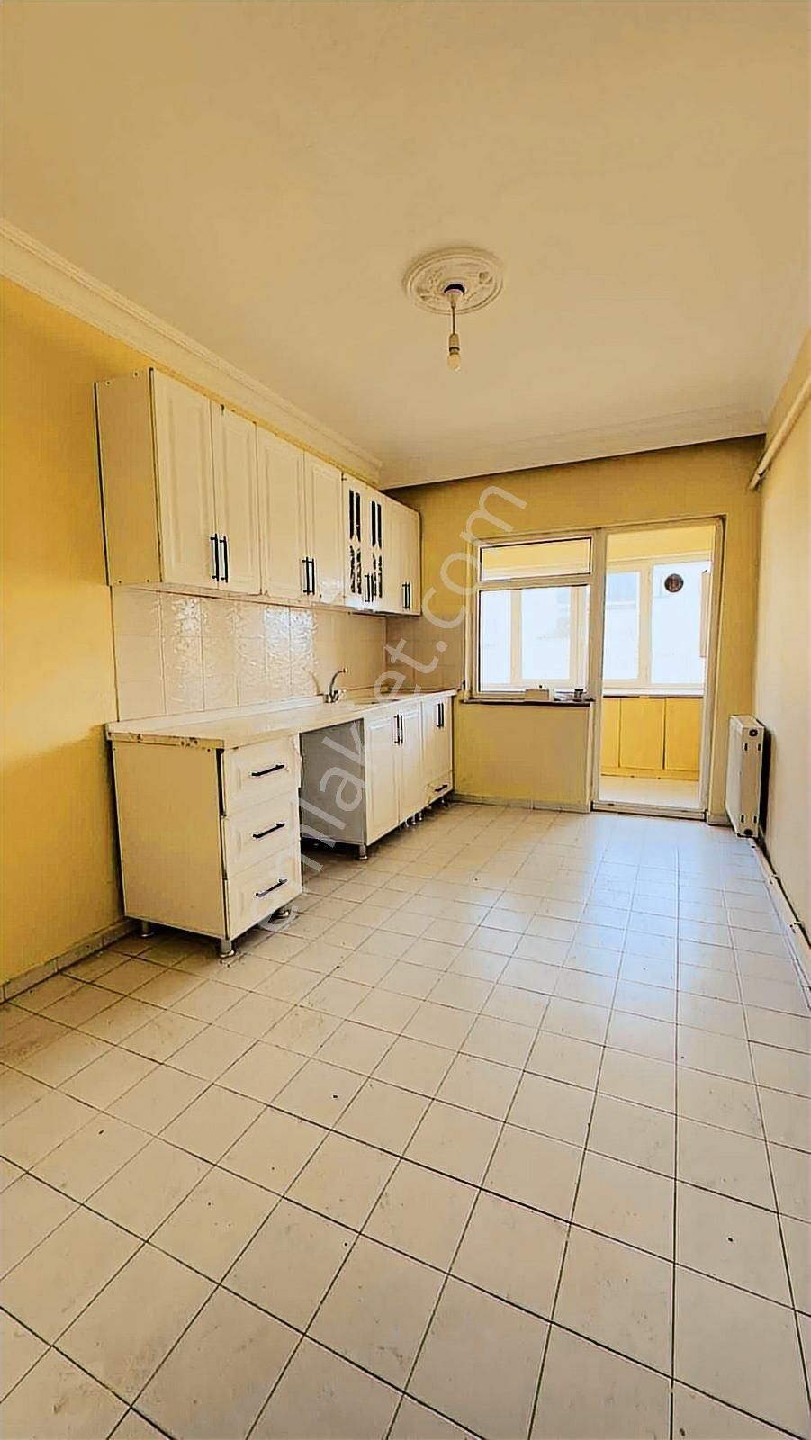 Cumhuriyet Parkın Karşısında 2+1 Masrafsız Daire