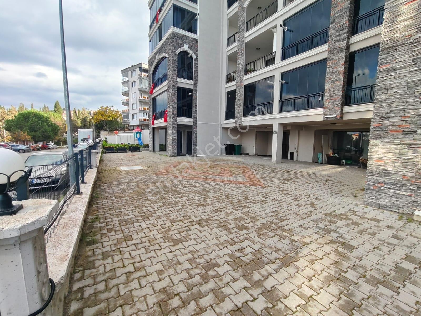 Güzelyalı Eğitim Mah Yola Cephe Satılık Ticari Dükkan - Görsel 13