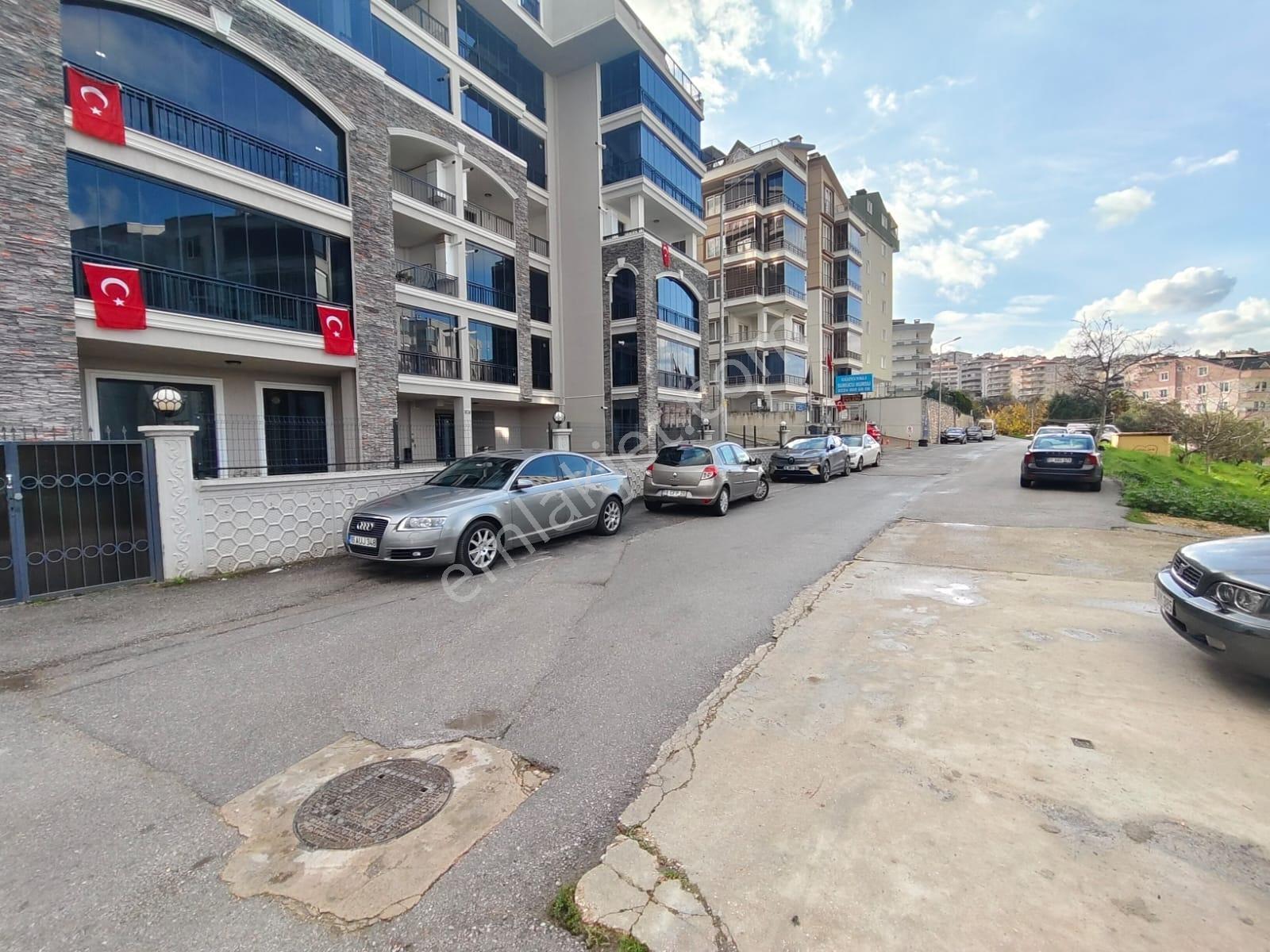 Güzelyalı Eğitim Mah Yola Cephe Satılık Ticari Dükkan - Görsel 26