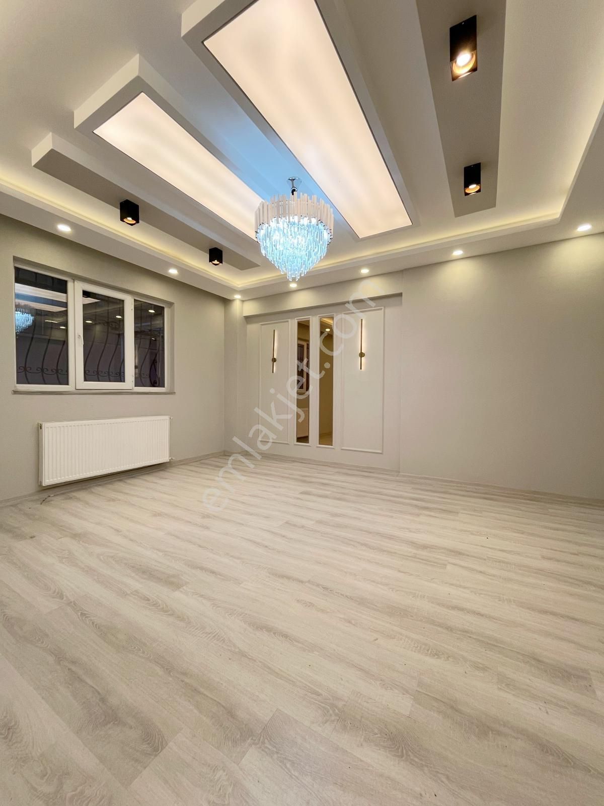 Güzelyurt Metrobüs 5 Dk Yürüme 2+1 Bahçe Katı Kiralık Daire - Görsel 6