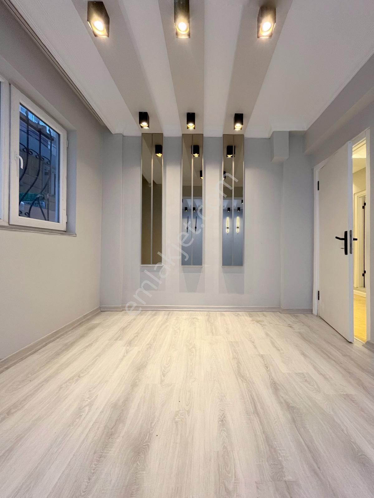 Güzelyurt Metrobüs 5 Dk Yürüme 2+1 Bahçe Katı Kiralık Daire - Görsel 9