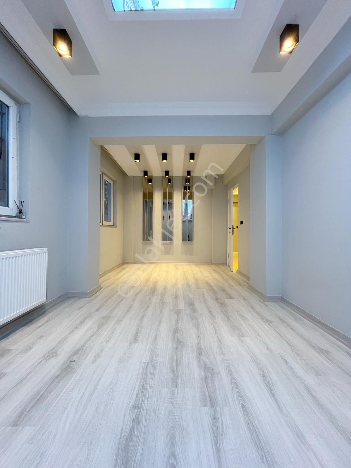 Güzelyurt Metrobüs 5 Dk Yürüme 2+1 Bahçe Katı Kiralık Daire - Görsel 10