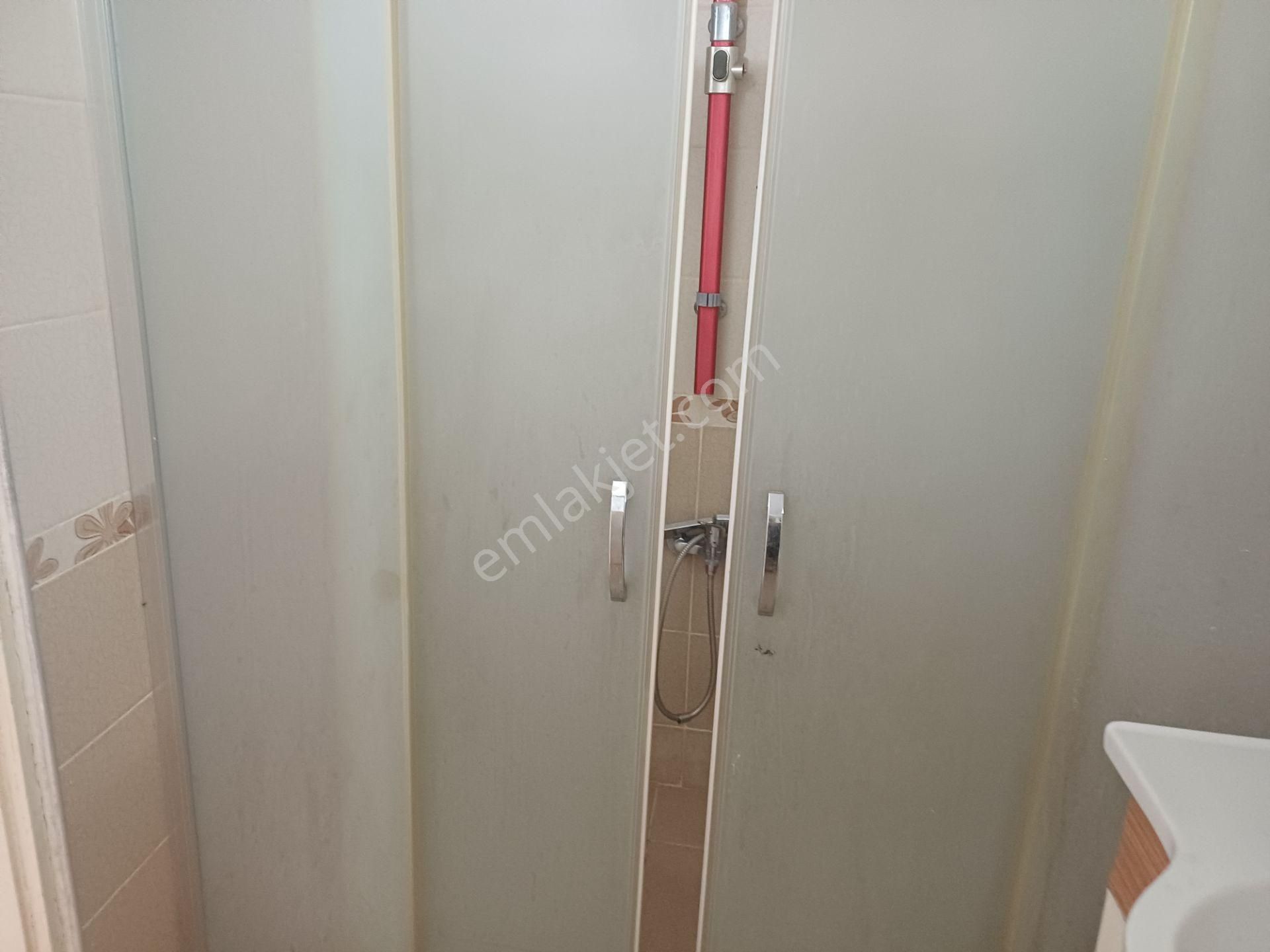 İzmir Menderes Merkezde Doğalgazlı Can Balkonlu Arakat 3+1 Daire - Görsel 14