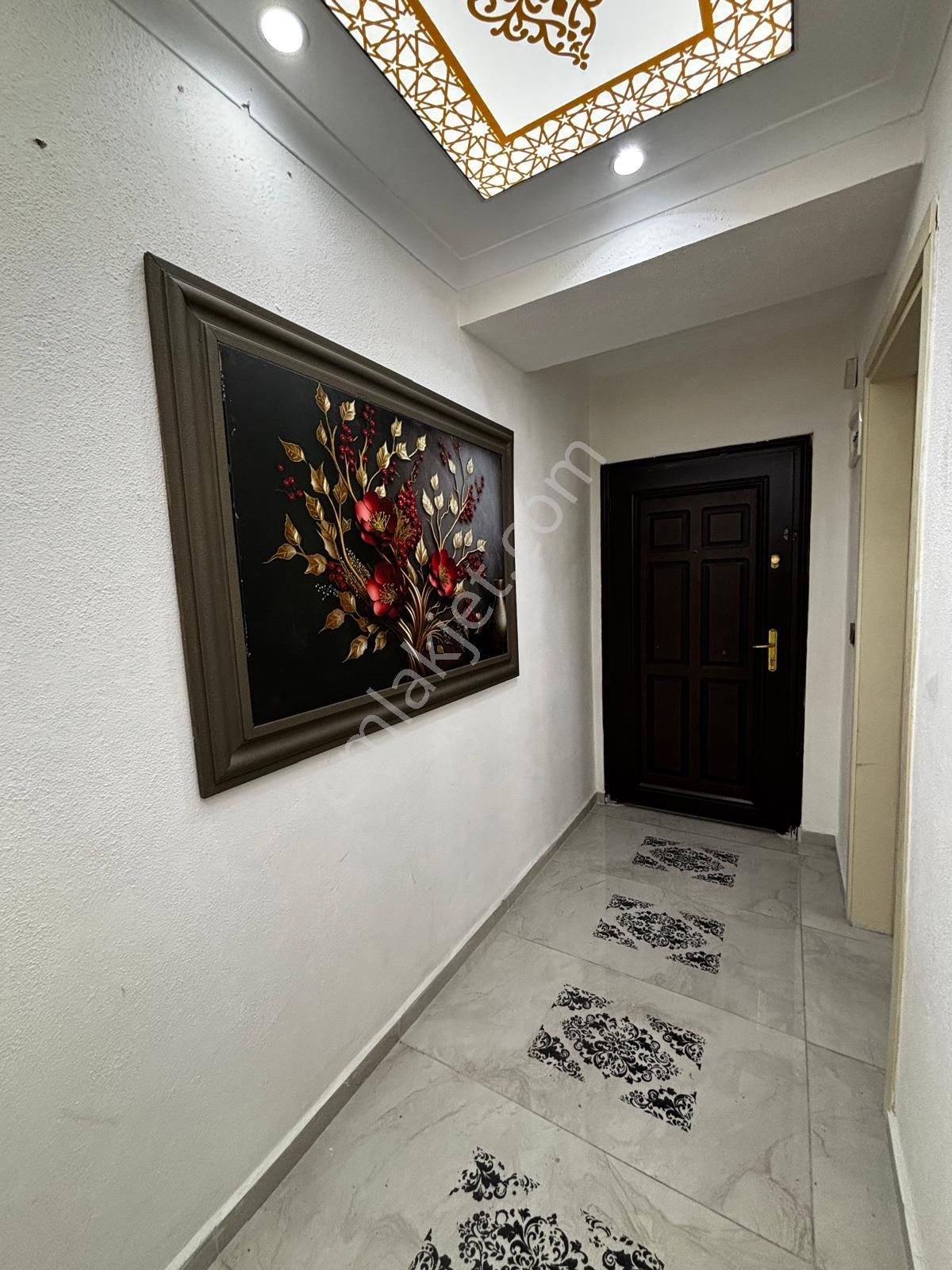 Dost Emlaktan Merkez'de Asansörlü Tadilatlı 2+1 Satılık Daire - Görsel 7