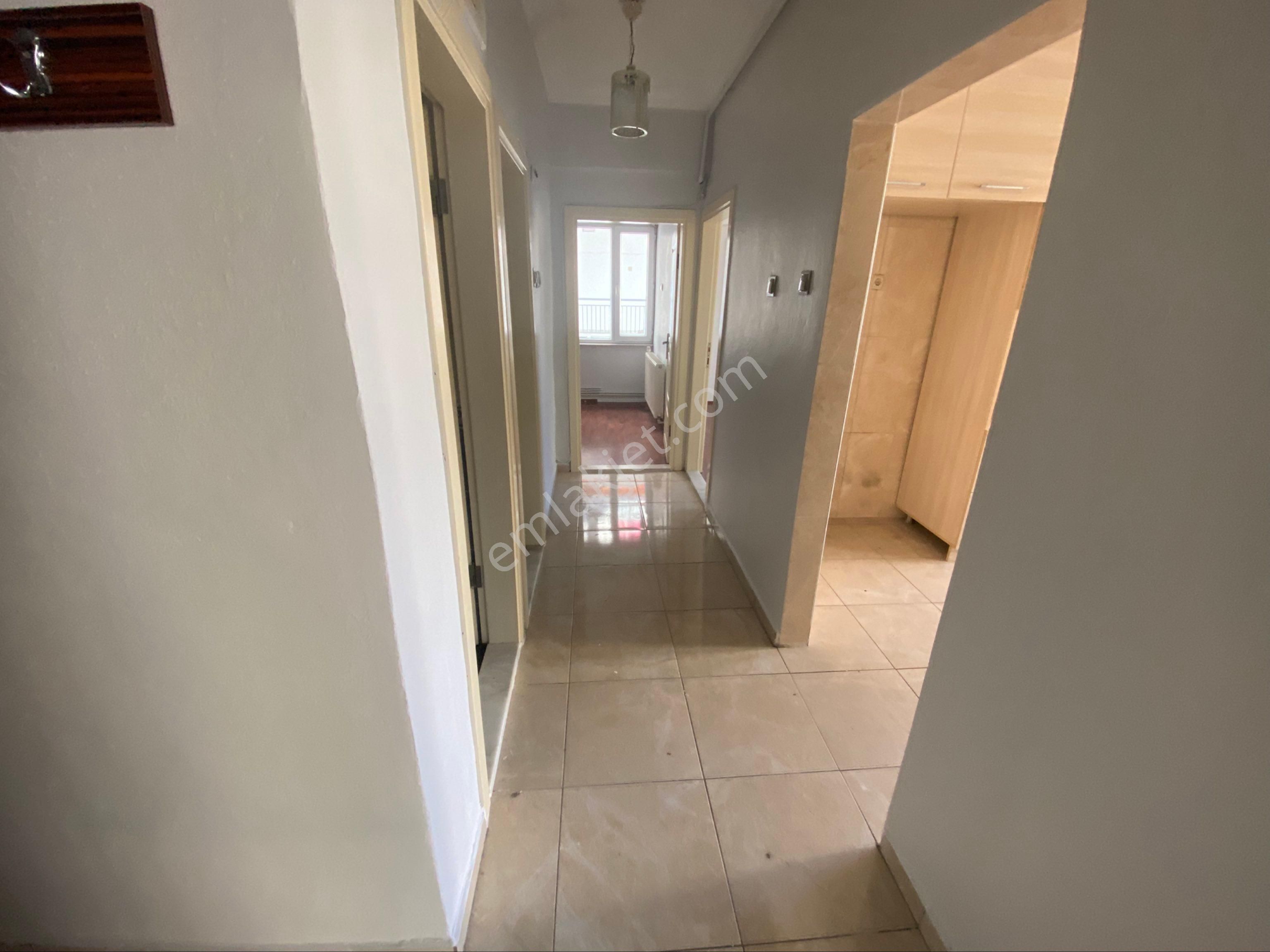 Altındağ Mah.de Doğal Gazlı 3+1 Lüks Daire 28.000tl.kiralık - Görsel 13