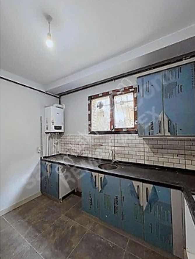 Üsküdar Ferah Mahallesi 2+1 Lüks Daıre Dakika