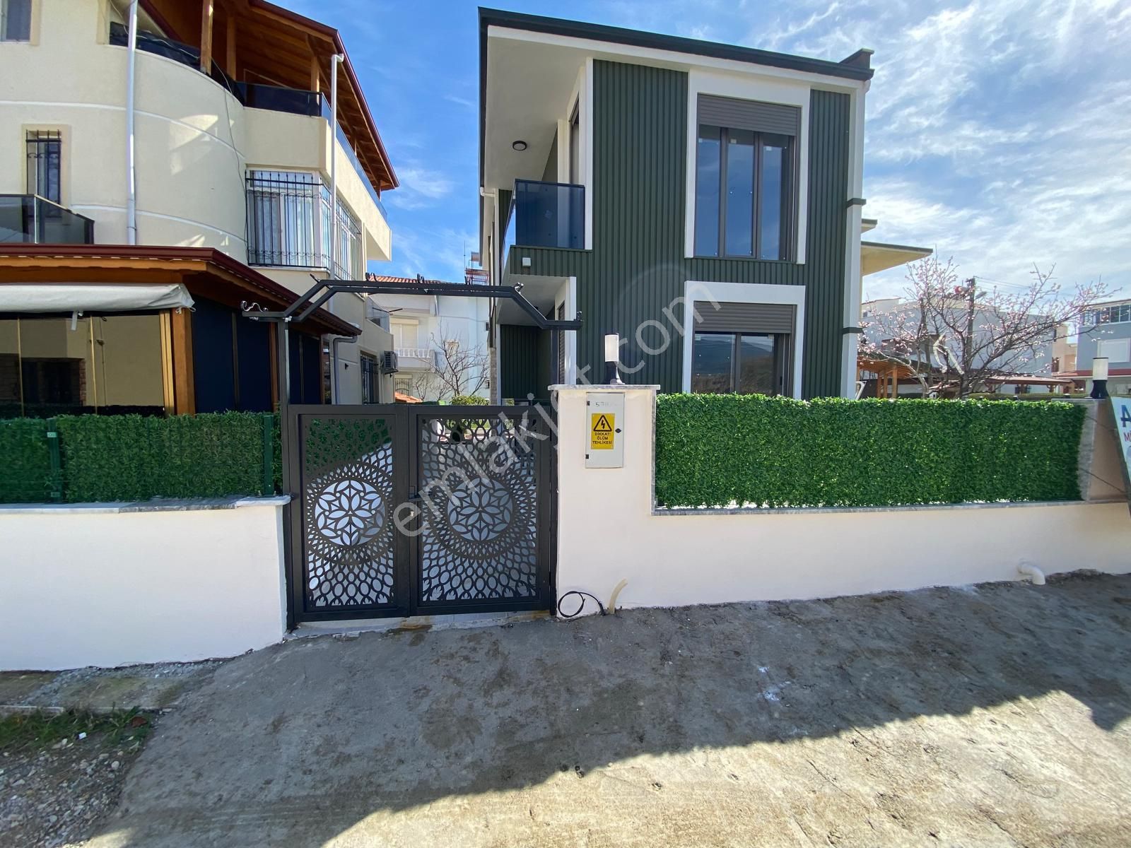 Balıkesir Edremit Tahtakuşlar Da 3+1 Mustakil Dublex Satılık