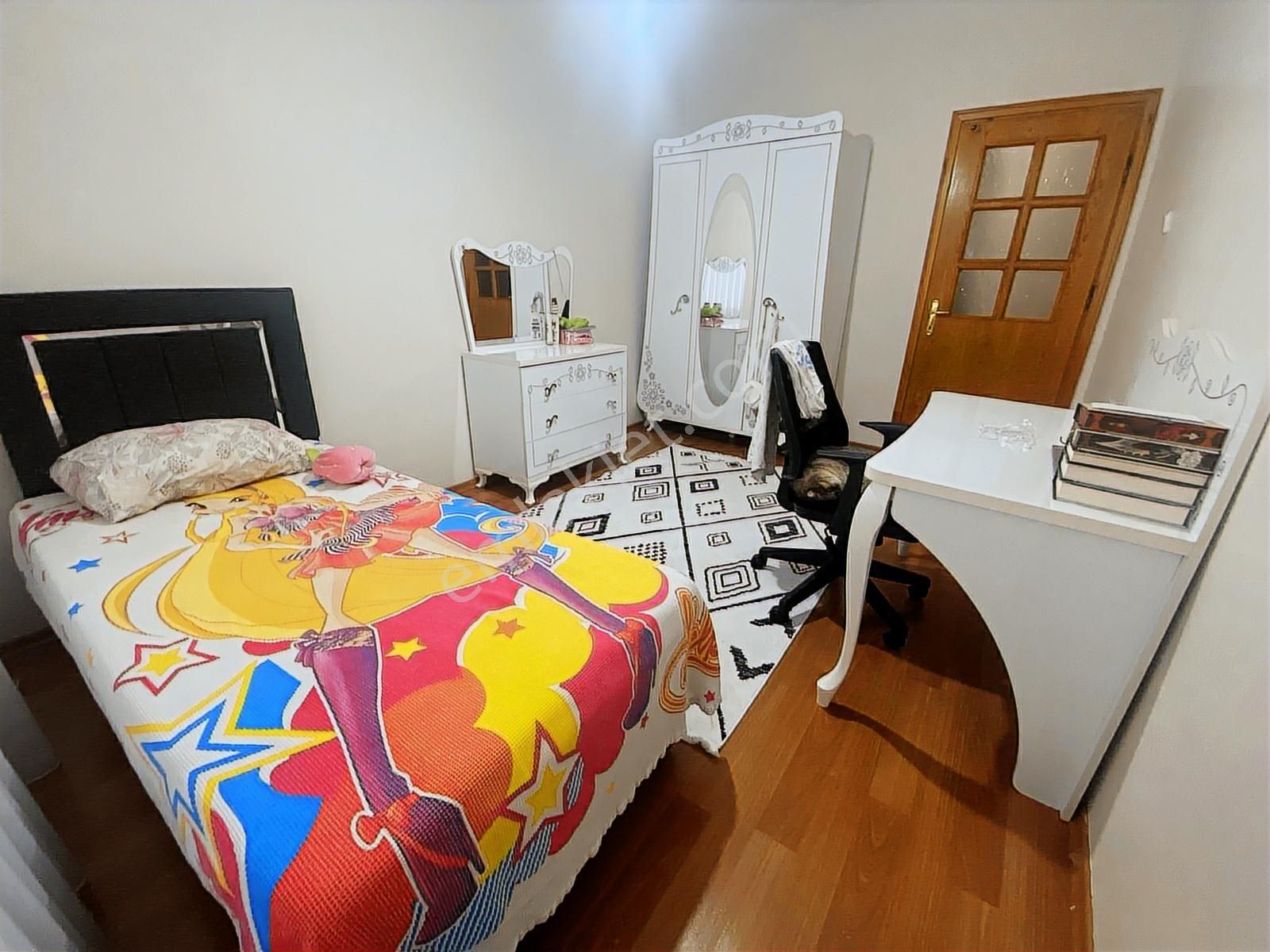 Işıklar Mah Kule Site Yakını 4+1 Geniş Site İçi Kullanışlı Daire - Görsel 10