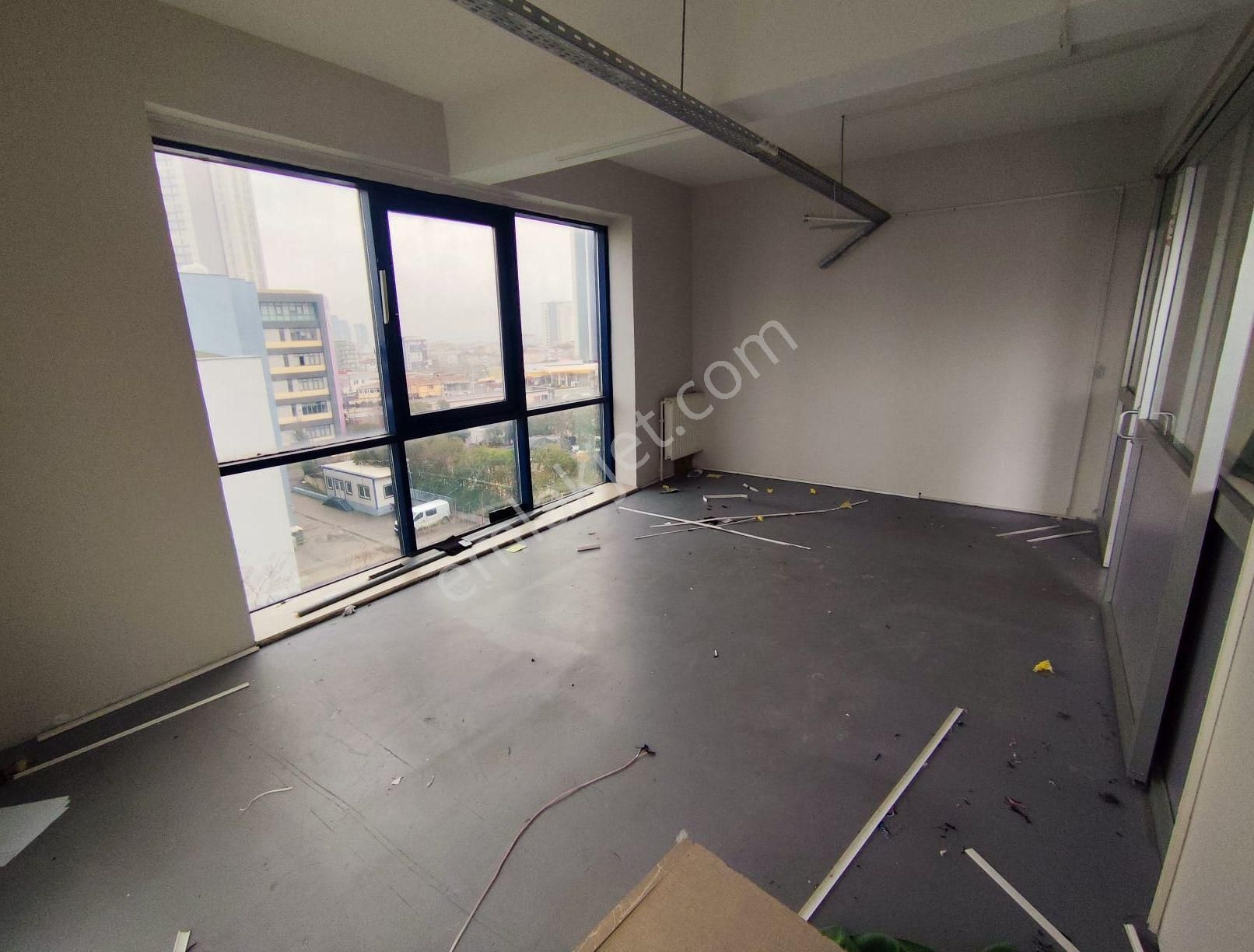 Mertcan Dan E5' Paralel 450m2 Kullanıma Hazır Kiralık İş Yeri - Görsel 11