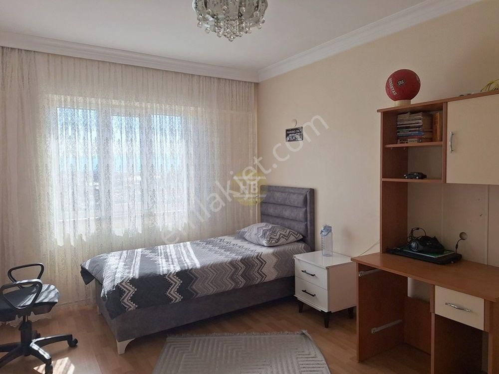 Hb'den 3+1 Satılık Daire, İzmir Bulvarı Üzerinde Muhteşem Lokasyonda - Görsel 12