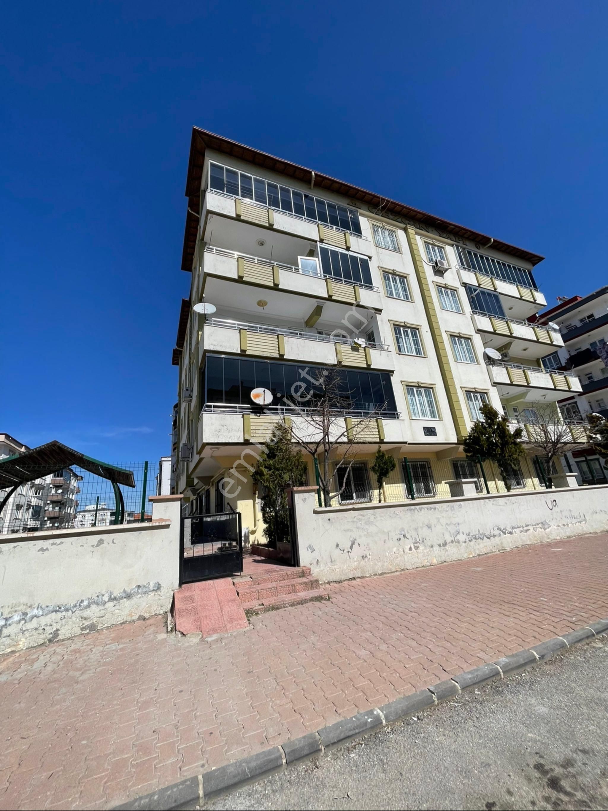 Ertuğrul Gazi Harika 2+1