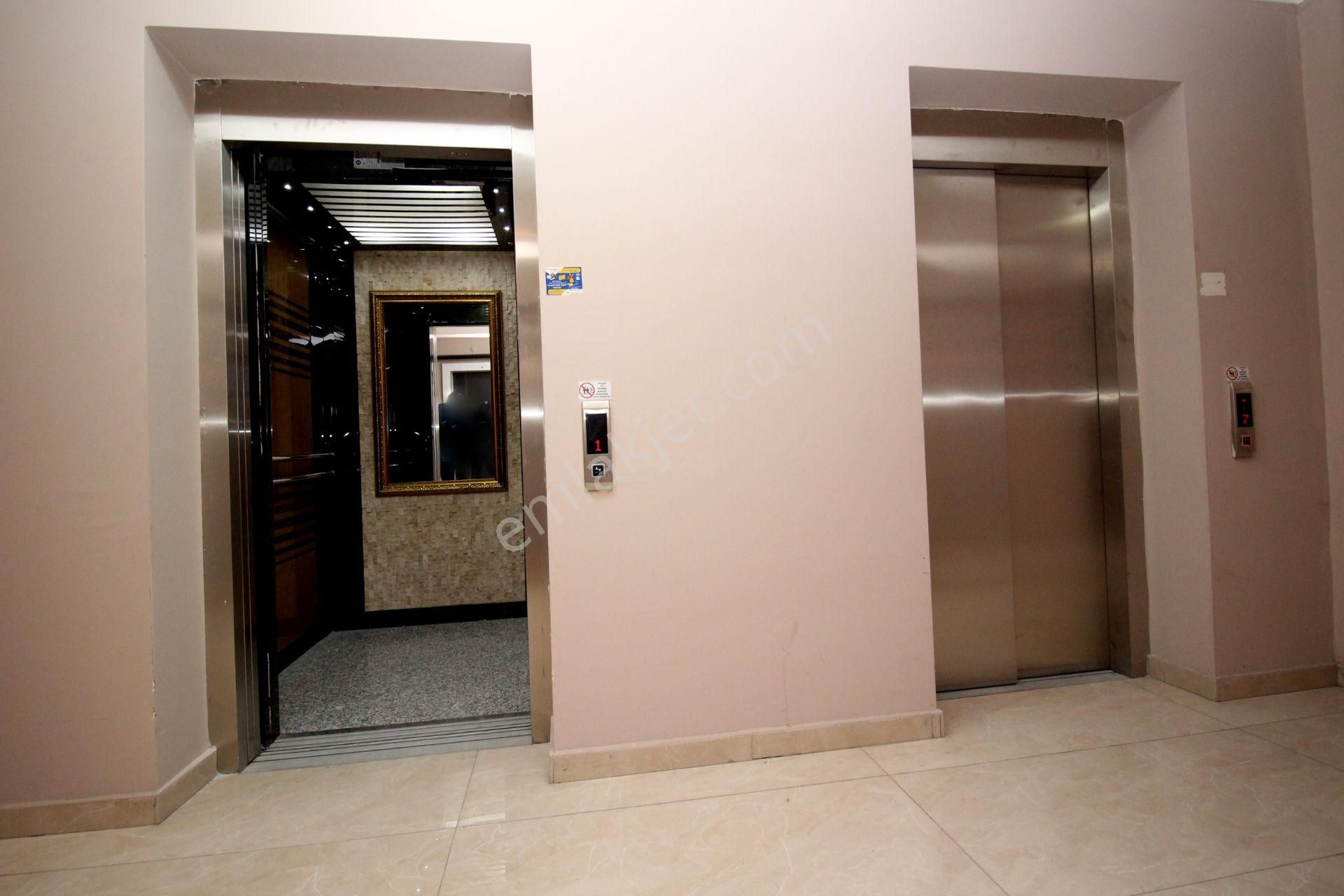 Emre Emlak'tan Eryaman Yeşilova'da Katta Ön Cephe 2+1 Satılık Rezidans - Görsel 20