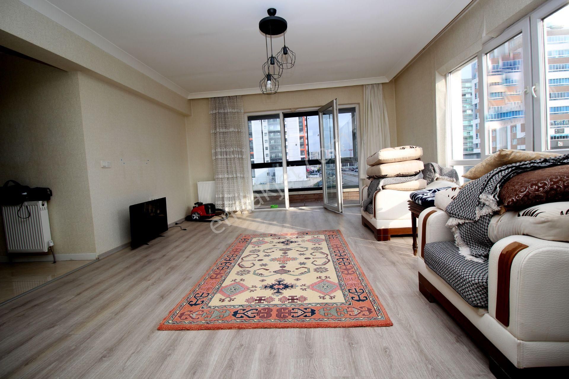 Emre Emlak'tan Eryaman Yeşilova'da Katta Ön Cephe 2+1 Satılık Rezidans - Görsel 4