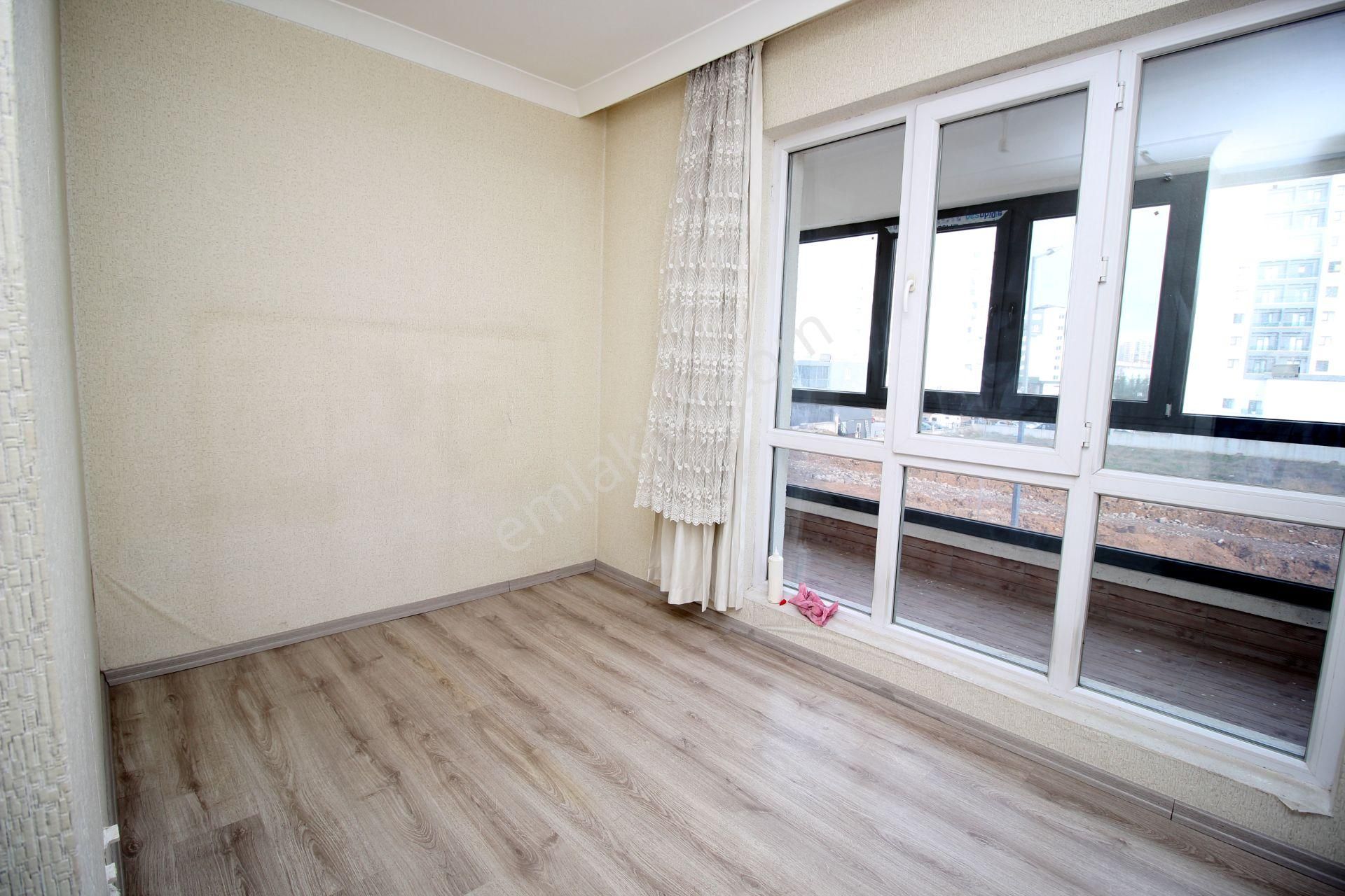 Emre Emlak'tan Eryaman Yeşilova'da Katta Ön Cephe 2+1 Satılık Rezidans - Görsel 12