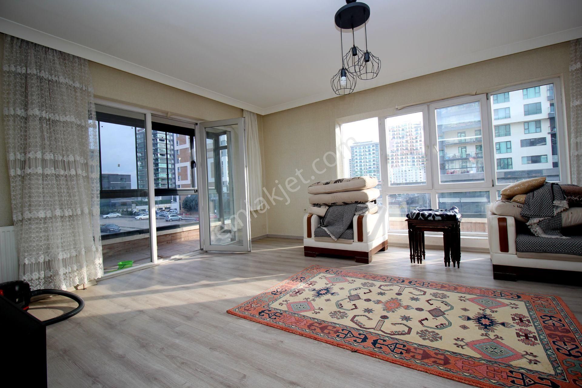 Emre Emlak'tan Eryaman Yeşilova'da Katta Ön Cephe 2+1 Satılık Rezidans - Görsel 3