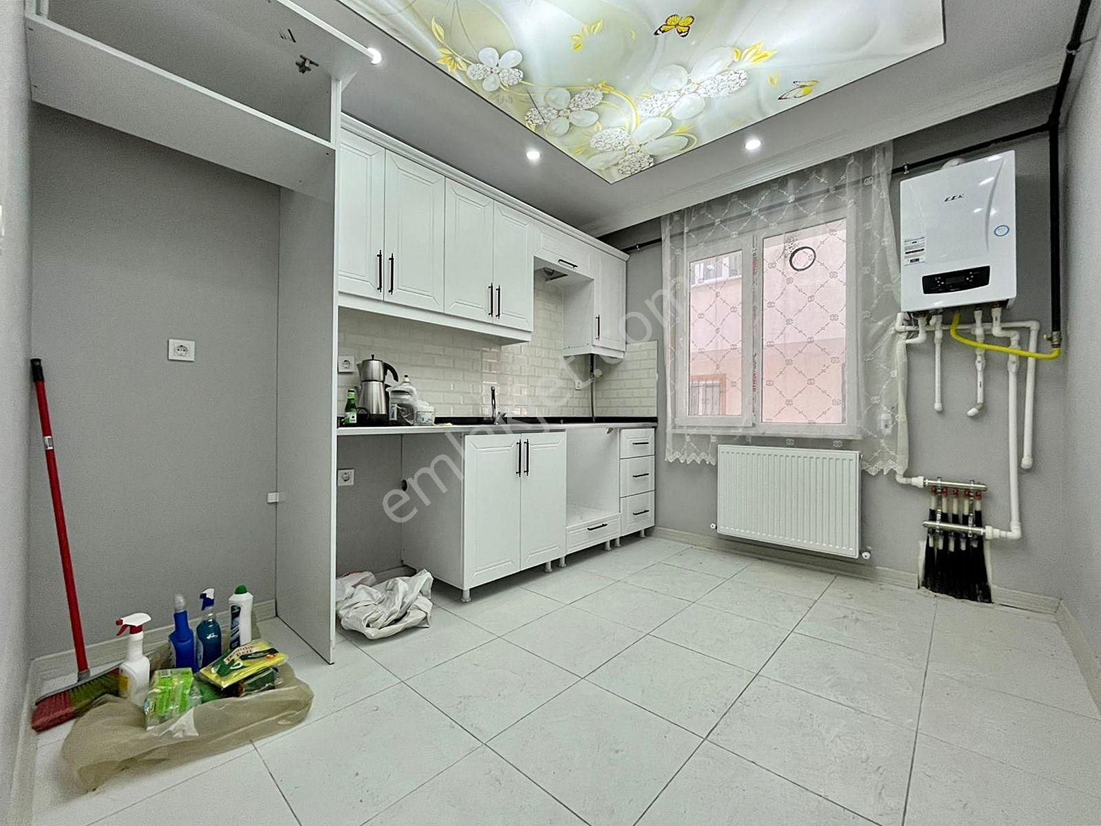 Az-er Yapıdan Satılık Full Ön Cephe Kapalı Otoparklı 2+1 Daire!! - Görsel 8