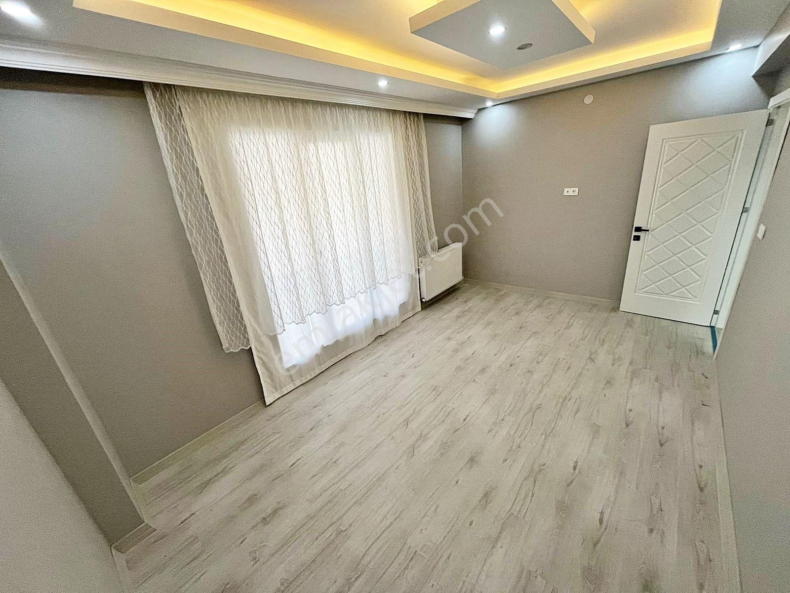 Az-er Yapıdan Satılık Full Ön Cephe Kapalı Otoparklı 2+1 Daire!! - Görsel 3