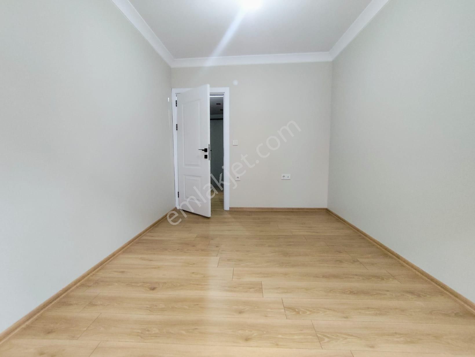 Mertcan Dan Fatih Mah 4+2 Balkonlu Sıfır Ters Dubleks Daire - Görsel 10