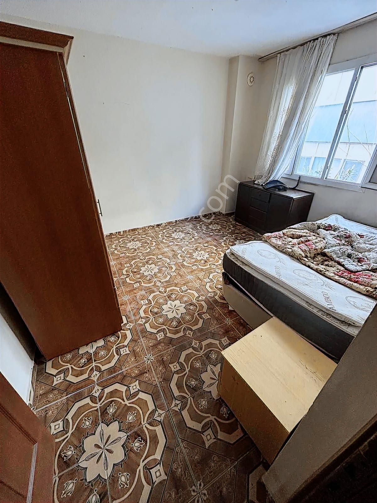 Ege Üniversitesi Arkası Kısmi Eşyalı 2+1 Kiralık Daire - Görsel 4
