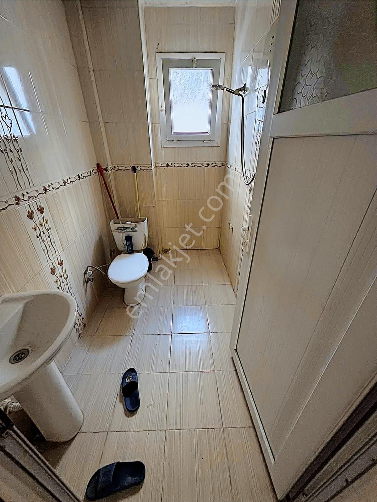 Ege Üniversitesi Arkası Kısmi Eşyalı 2+1 Kiralık Daire - Görsel 3
