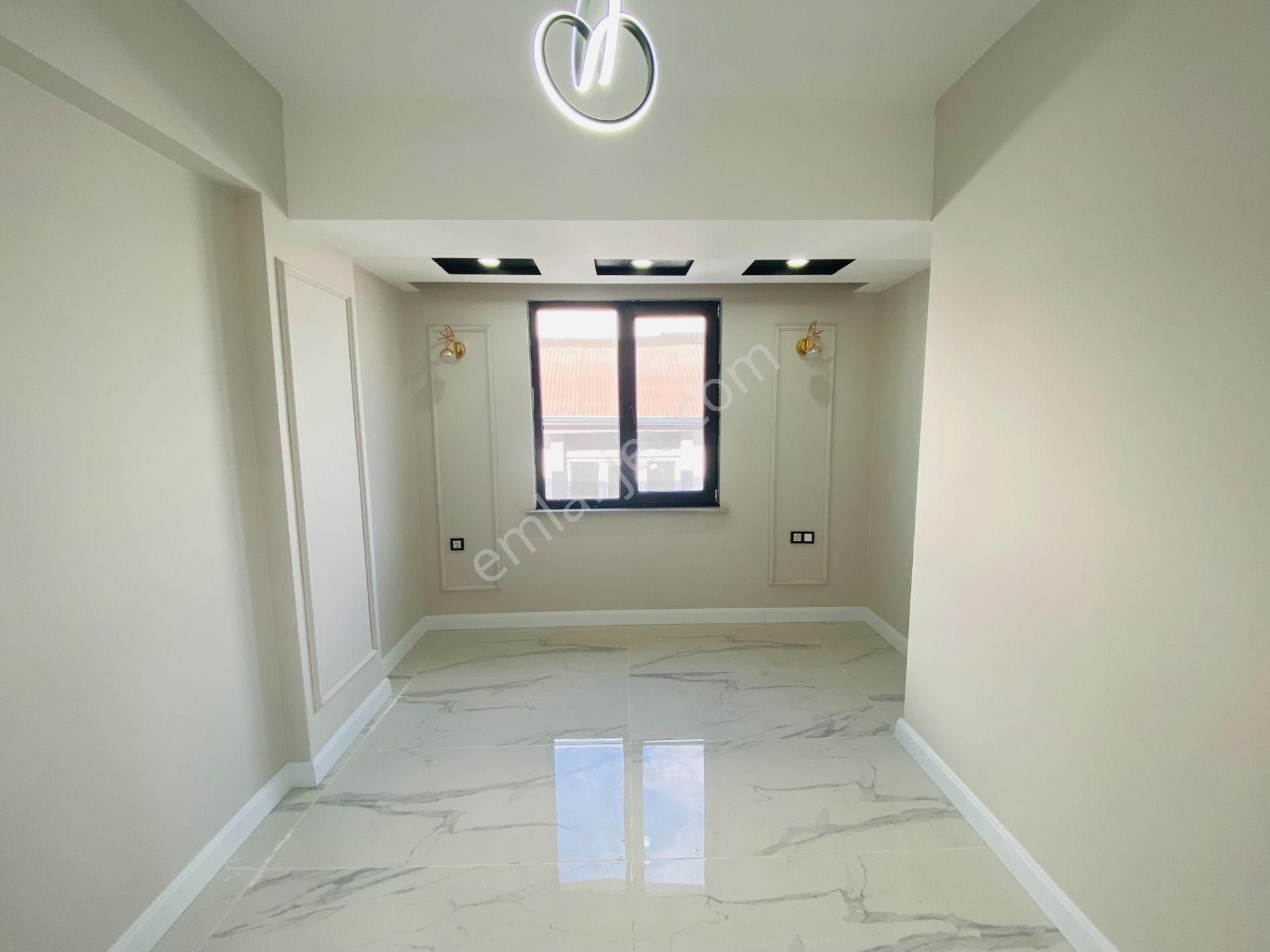 Güven'den Kapaklıda Hastaneye Yakın Yerden Isıtmalı,kombili 1+1 - Görsel 11