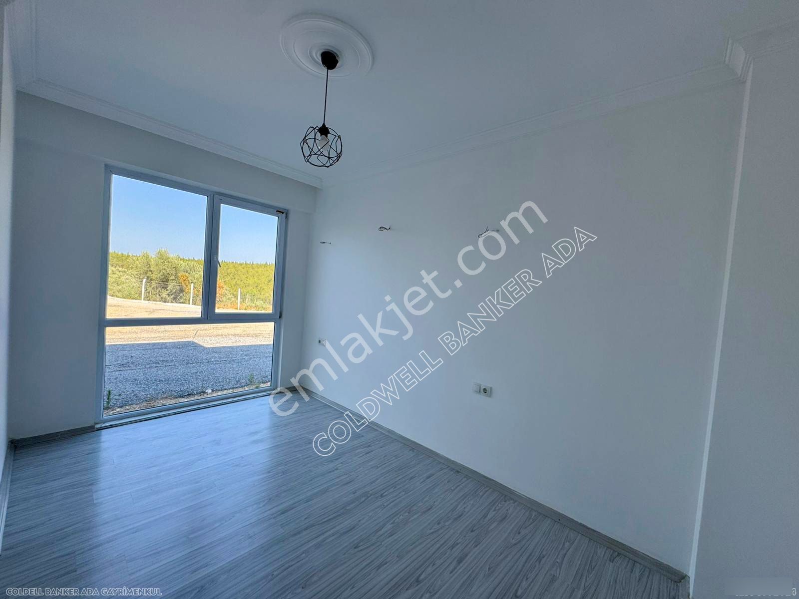 Kuşadasında Doğa İle İç İçe Bir Sitede Kiralık 1+1 Daire - Görsel 16