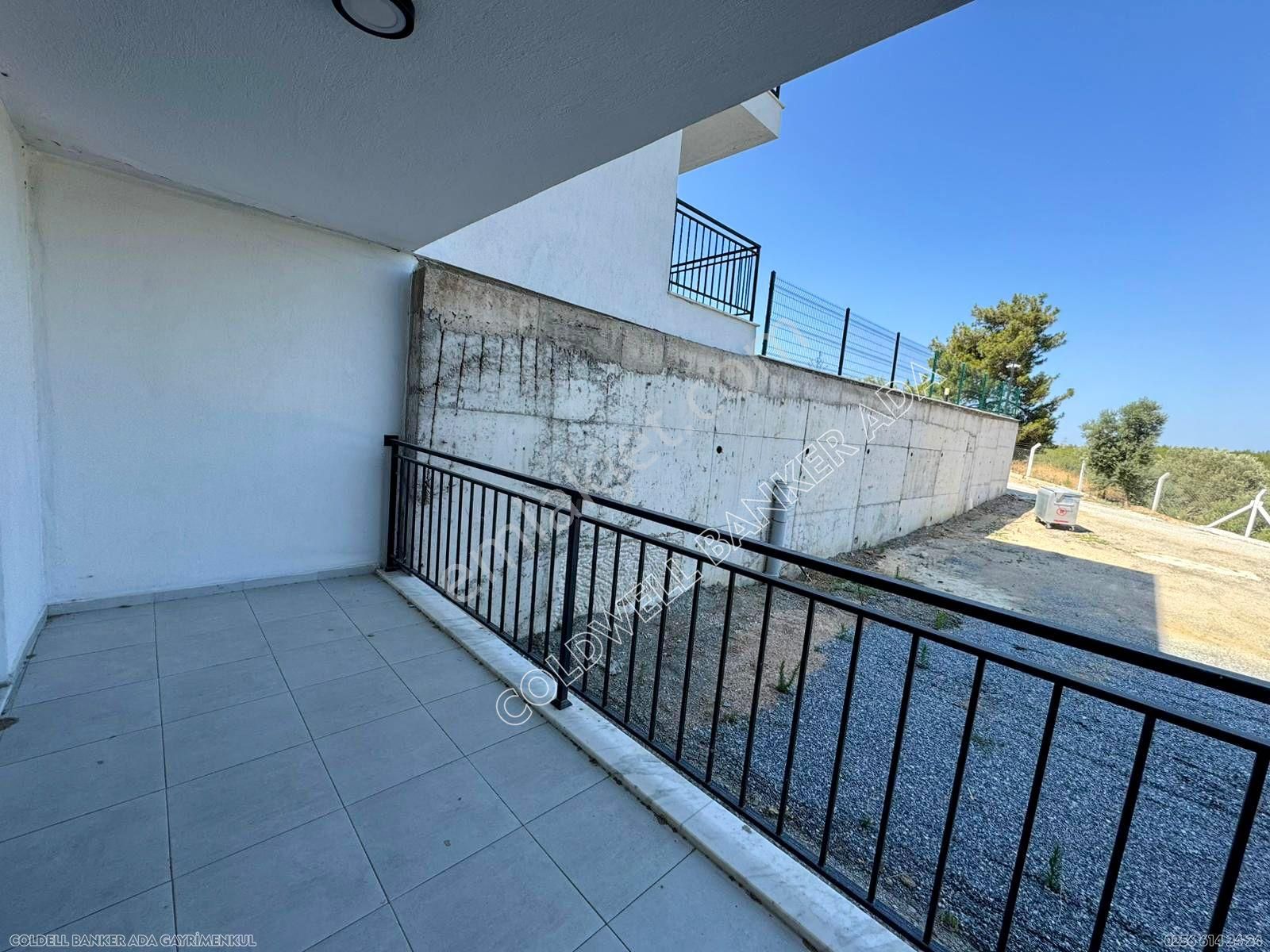 Kuşadasında Doğa İle İç İçe Bir Sitede Kiralık 1+1 Daire - Görsel 11