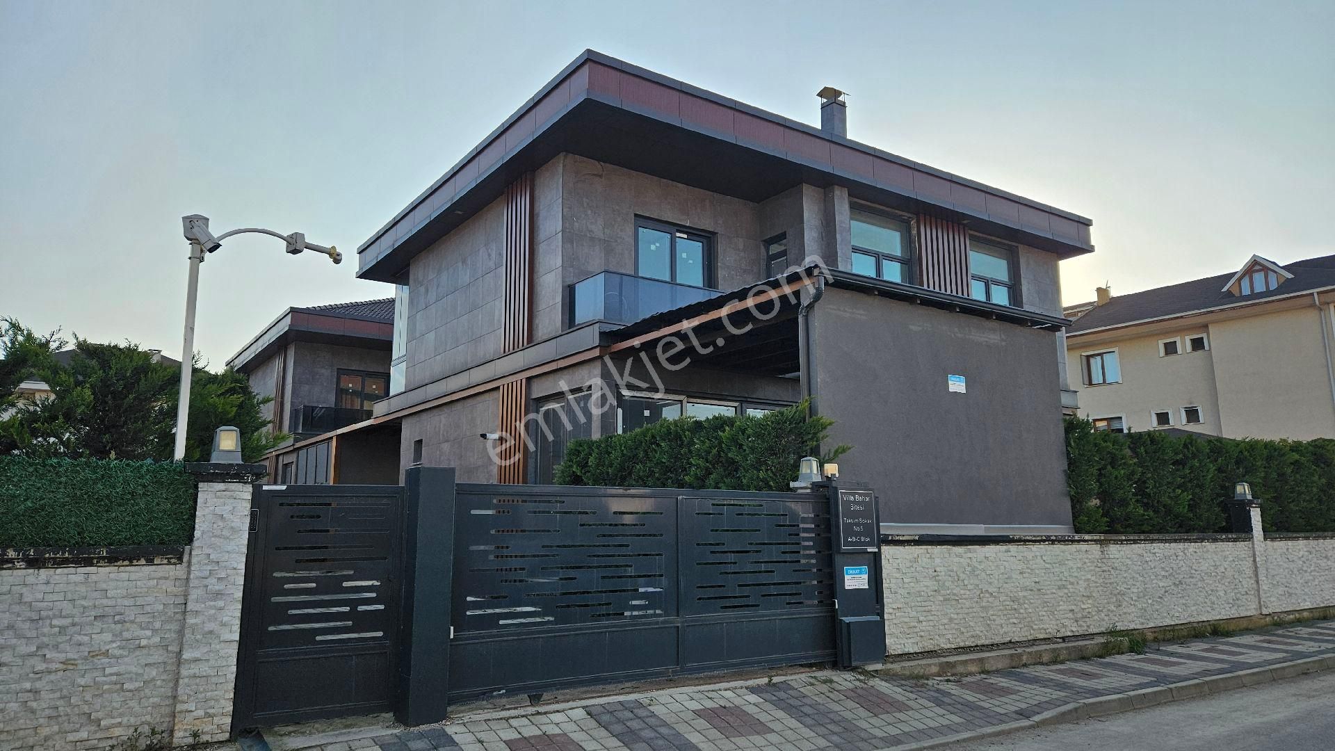 Mülk Sahibinden Satılık Villa