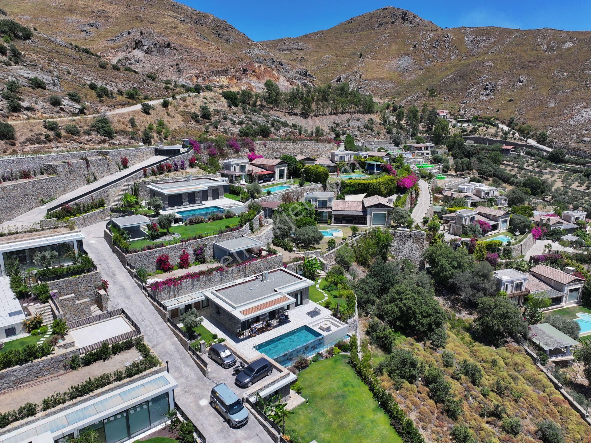 Gümüşlük'de Kiralık 4+2 Ultra Lüks Villa - Görsel 3