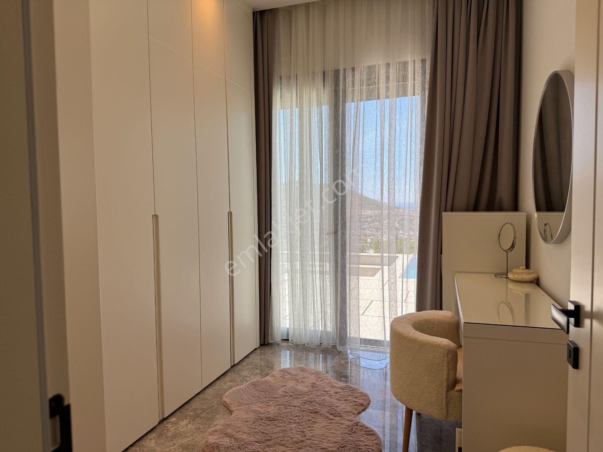 Gümüşlük'de Kiralık 4+2 Ultra Lüks Villa - Görsel 29