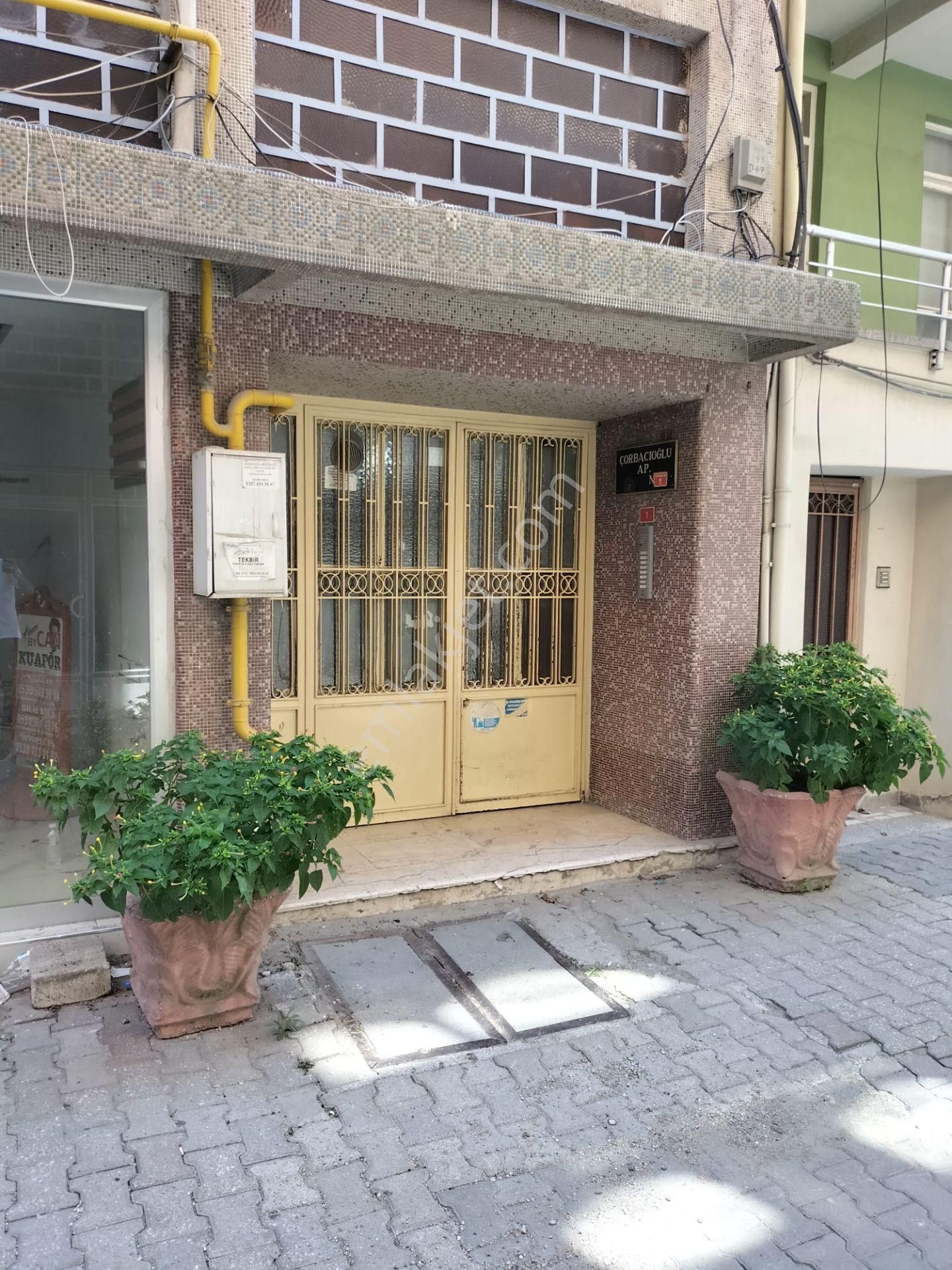 Sakarya Caddesinde Asansörlü Geniş 3+1 4. Kat Kiralık Daire - Görsel 17